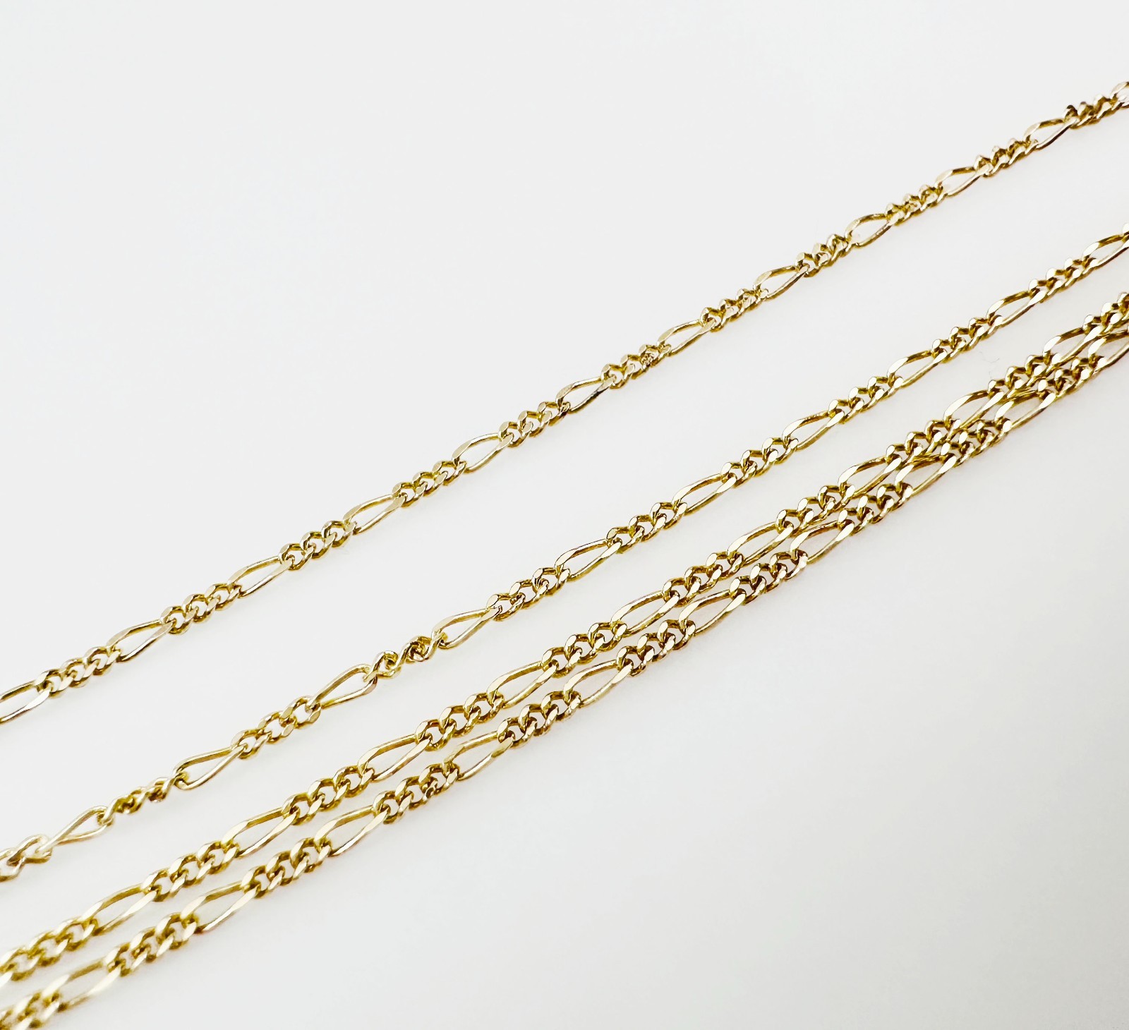 Estate Solid 14K Yellow Gold Thin Figaro Link Chain Necklace 1.2mm 18 1/4", 1.9g
