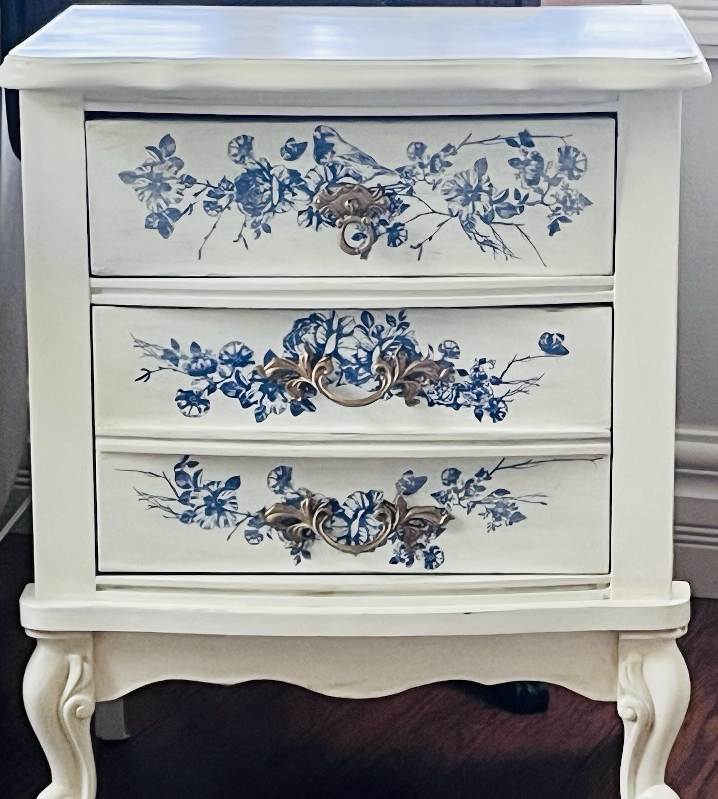 Vintage French Provincial Flow Blue and Cream Night Stand