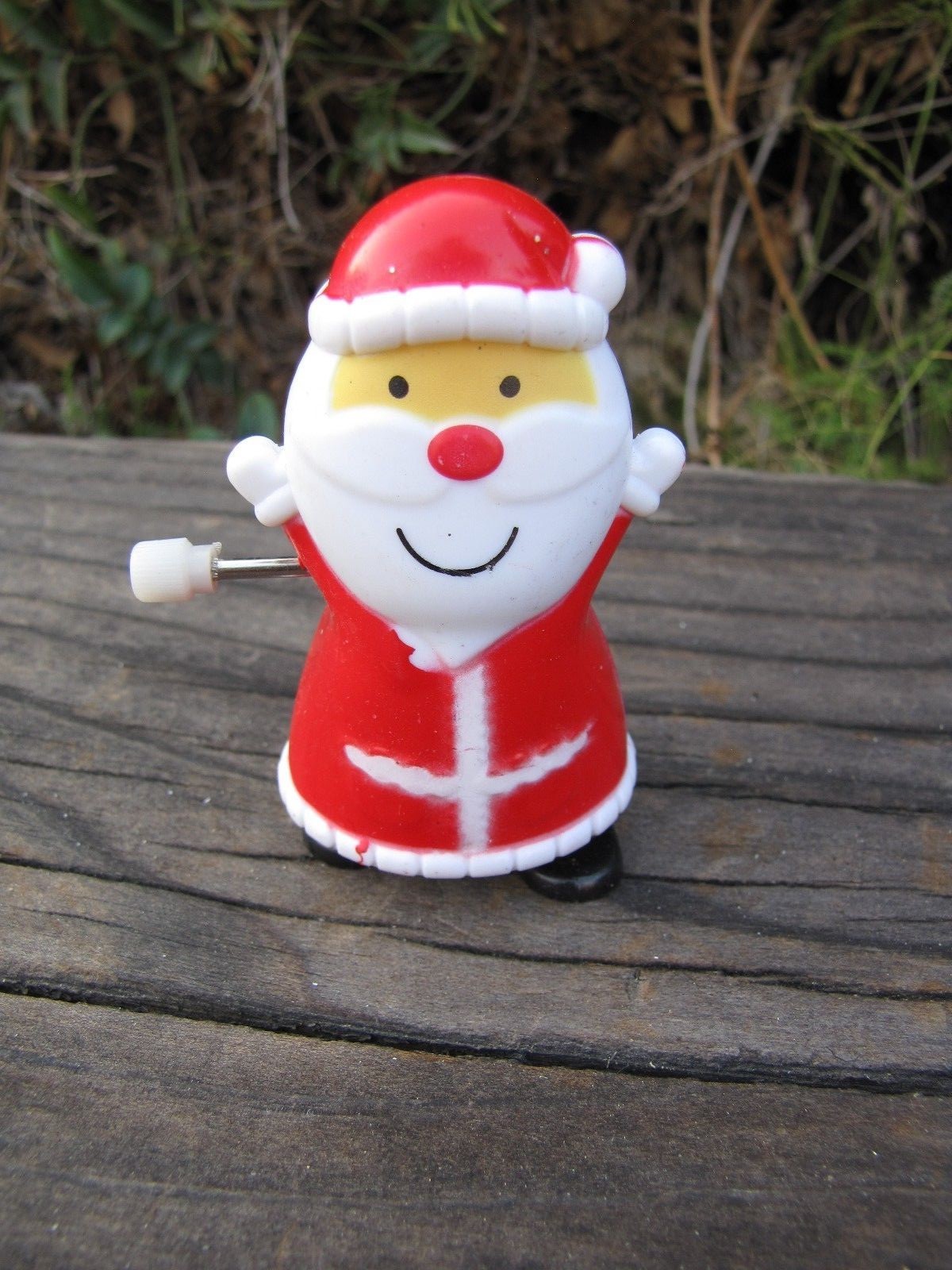 Wind-Up Walking Santa Claus Greenbrier Inc. 2.5" Inch Vintage Plastic