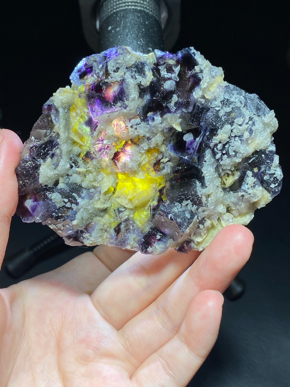 Exquisite Natural Purple Phantom Cubic Fluorite crystal Specimen，Inner Mongolia