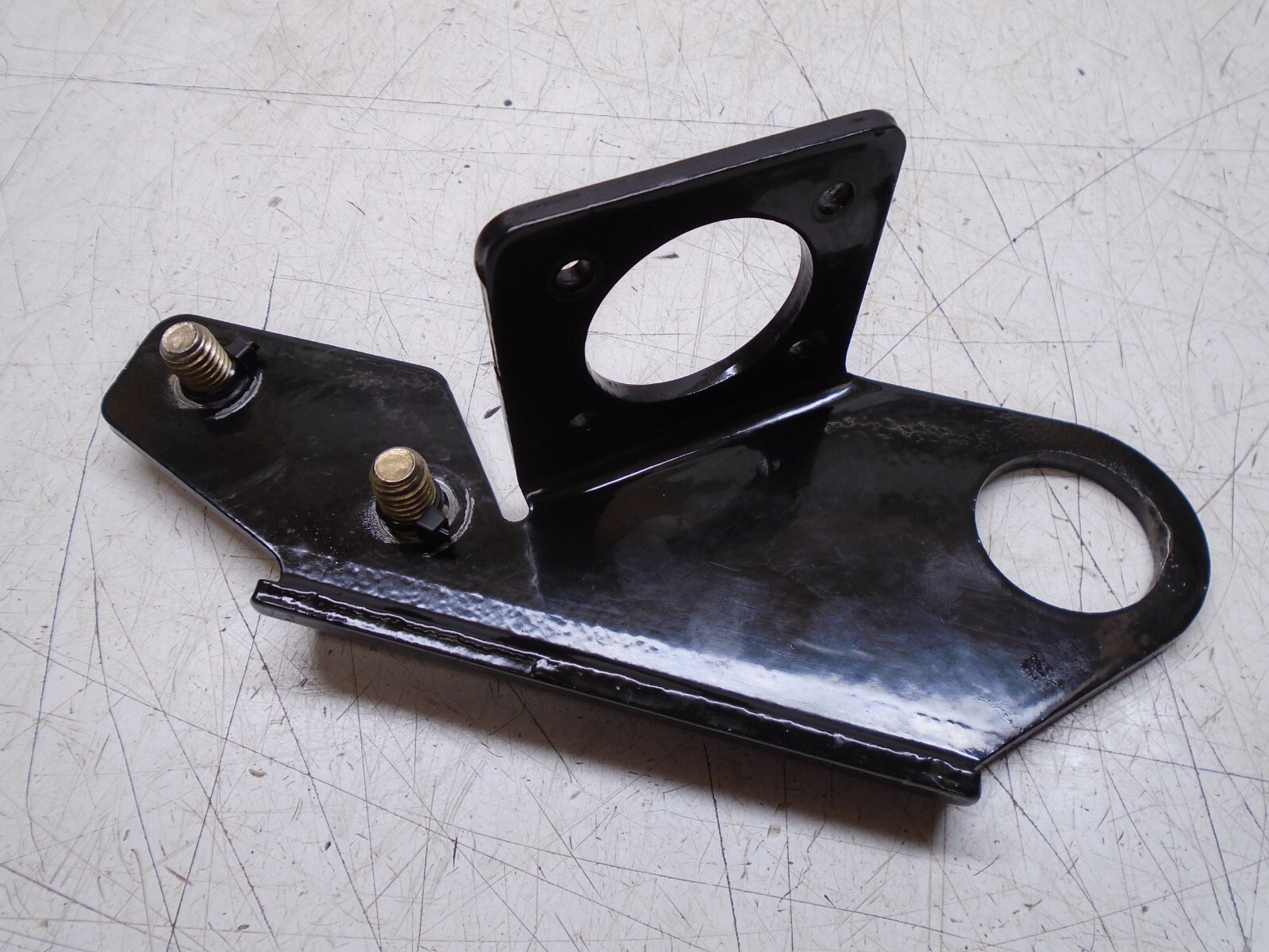 CE2 Mercruiser 4.3L Vortec Wire Harness Mounting Bracket 807453T 865480T