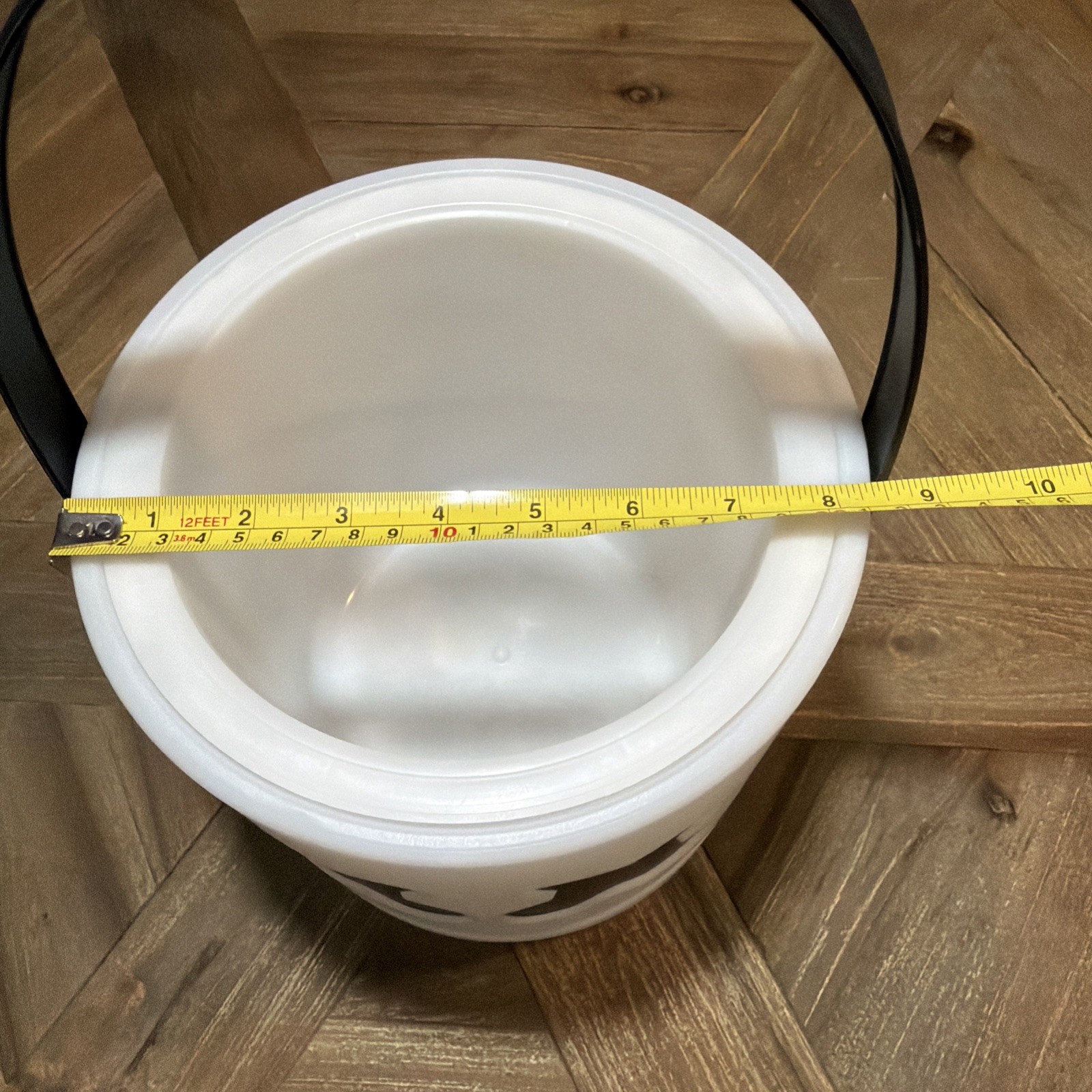 DJ Marshmello LED Light Up White Halloween Treat Bucket