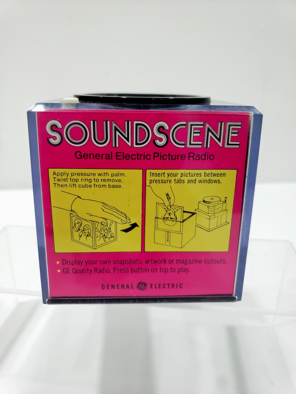 VINTAGE GE General Electric Sound Scene Picture Radio Tested WORKS cube