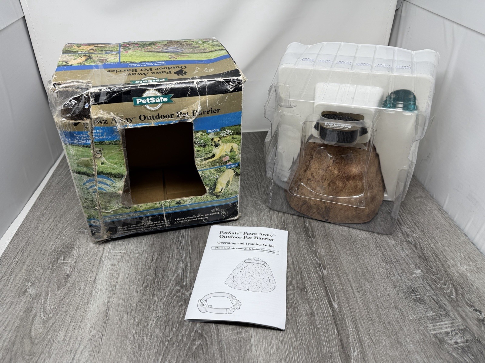 PetSafe Pawz Away Wireless Rock Outdoor Dog Fence Barrier PWF00-11923 OPEN BOX