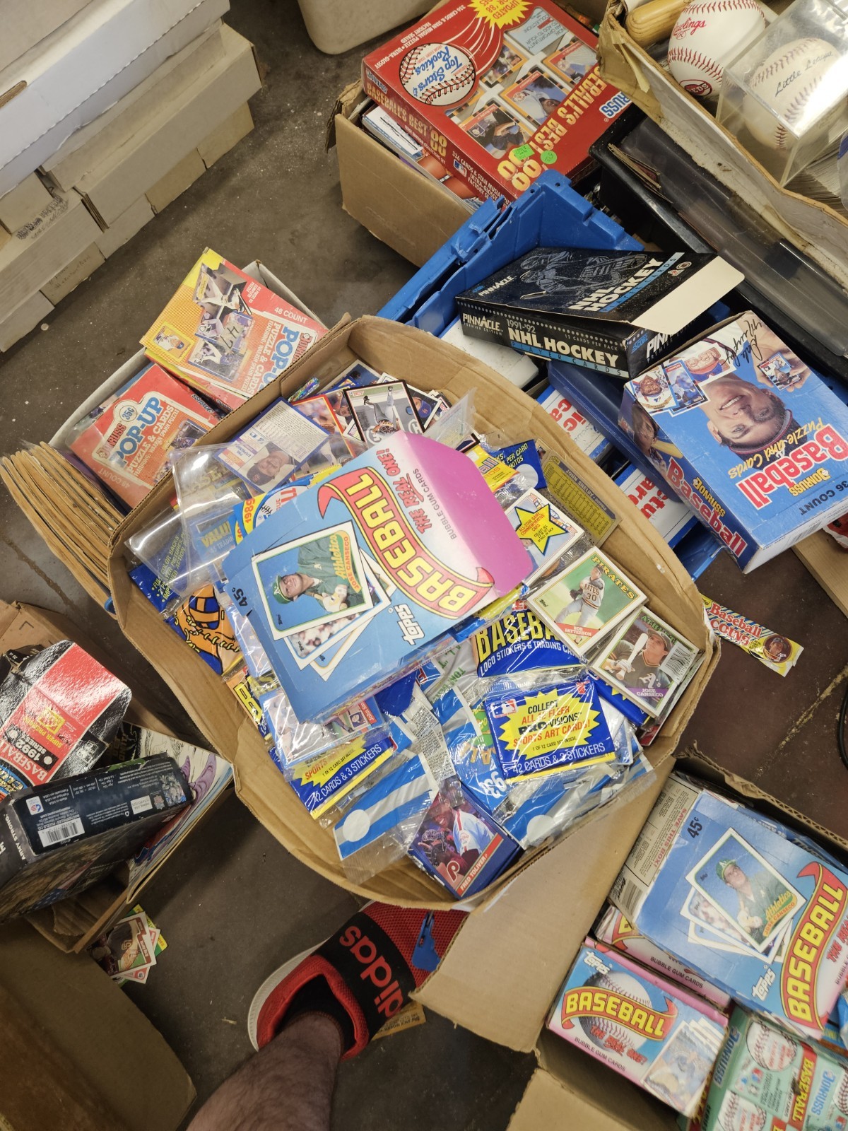 100 Baseball Card Lot - UNOPENED Packs - Possible HOF Or Rookies - See QTY Bonus