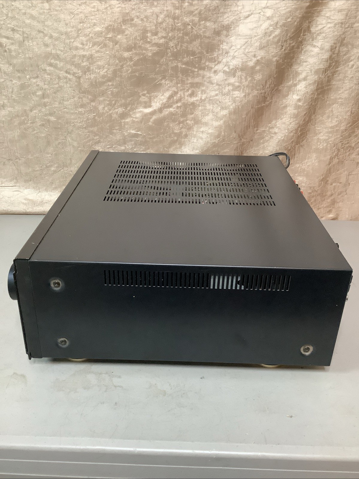 Denon AVR-2400 AV Receiver. See Pics And Description.