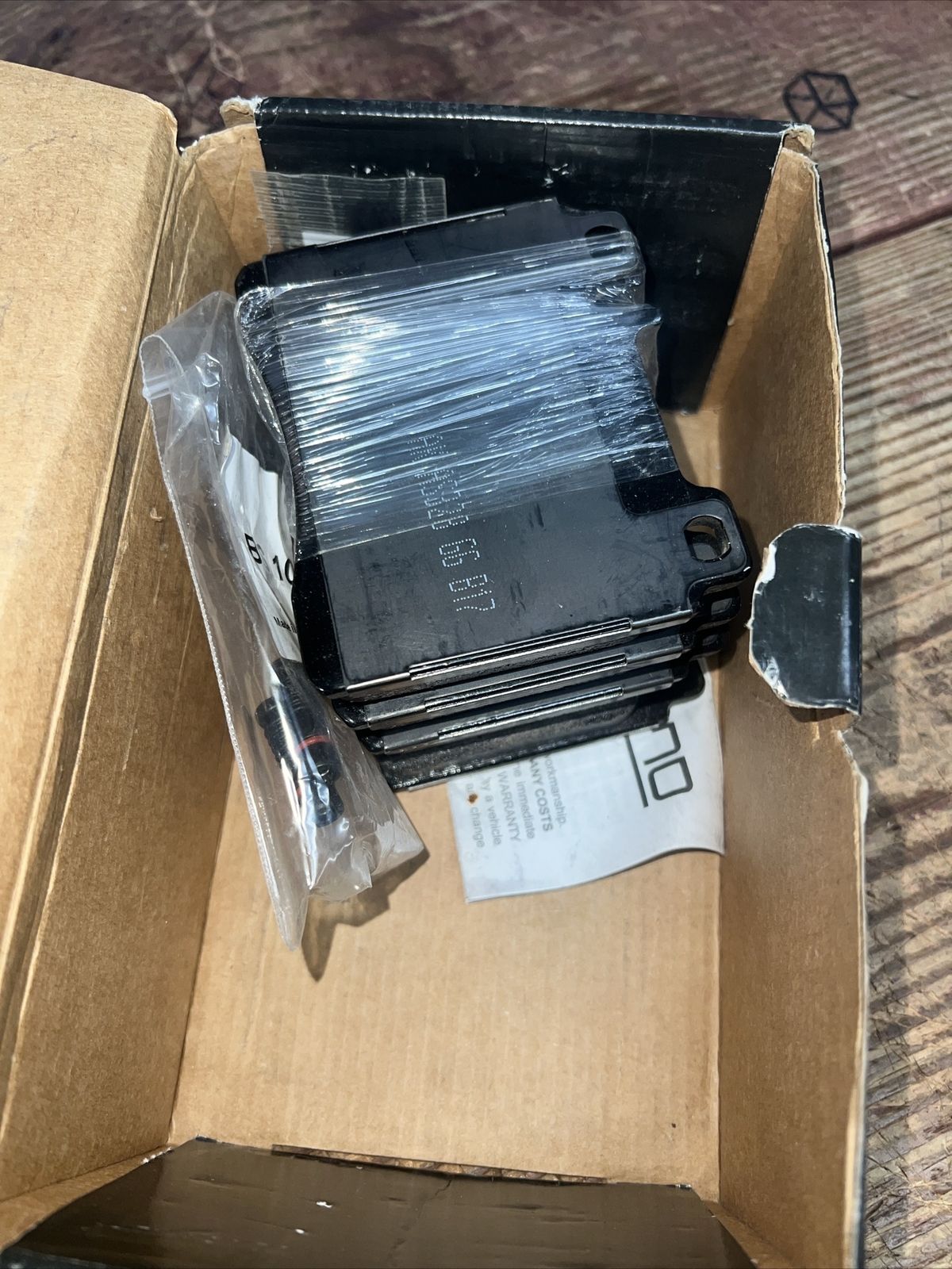 Mercedes W140 Akebono EUR689 S350 , S500, S600 Brake Pad Set Made In USA 🇺🇸