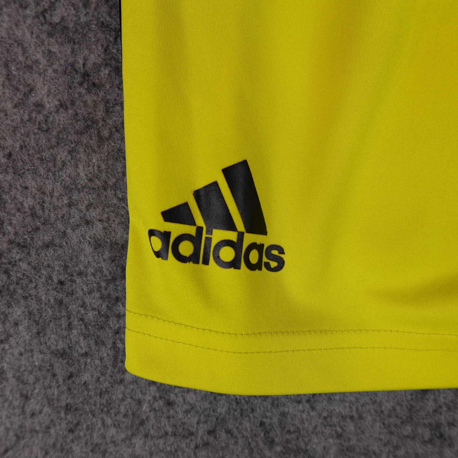 Columbus Crew Shorts Mens Medium Yellow MLS Soccer Adidas Climalite Training VTG