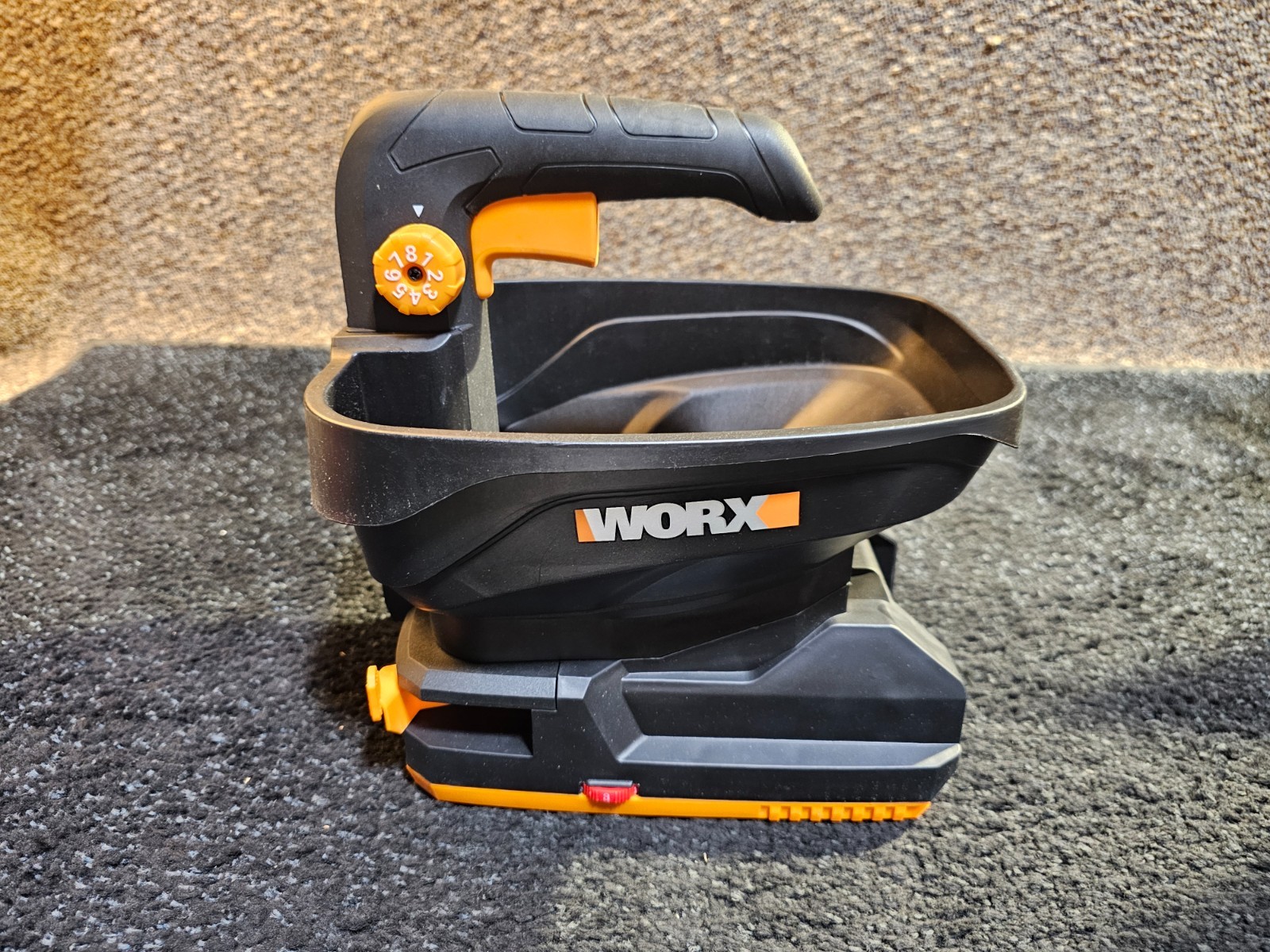 Worx WG869 20V Cordless Handheld Broadcast Spreader *PICTURED ITEM ONLY*