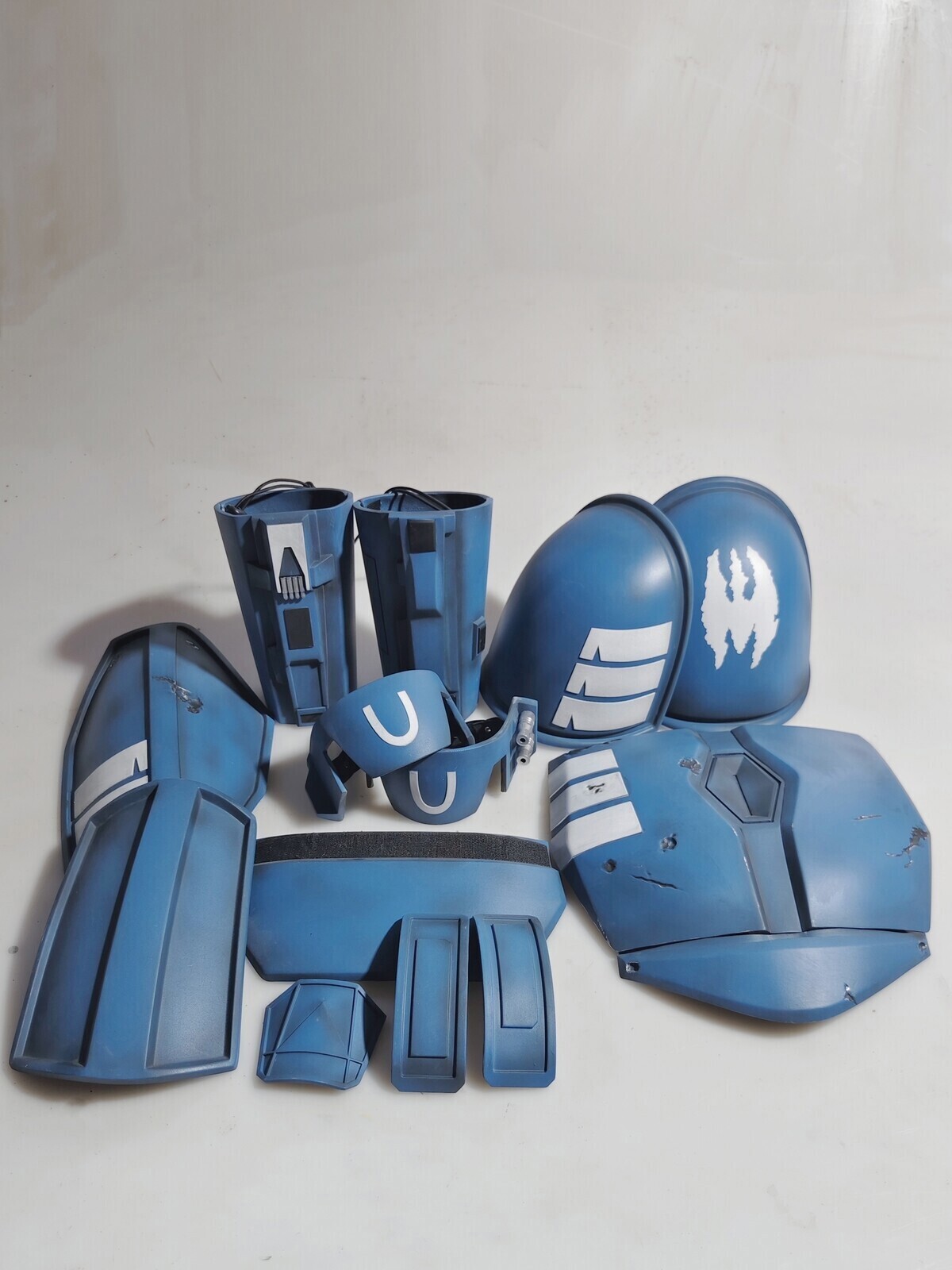 Star Wars The Mandalorian Death Watch Cosplay Armor Helmet Full Set FRP Props