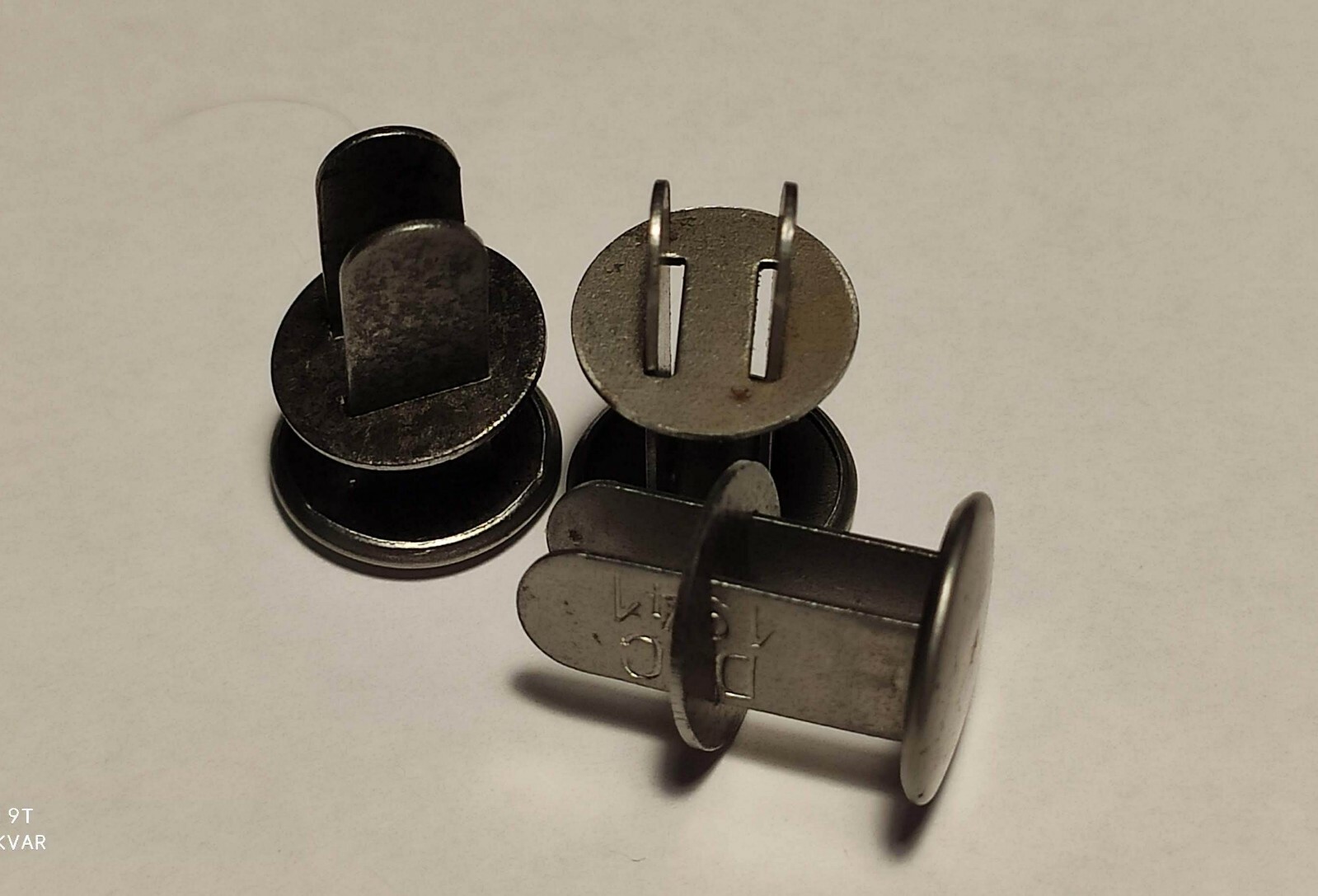 WW2 GERMAN HELMET EARLY RIVETS/WASHERS SET OF 3,MAKER MARKED very good replica