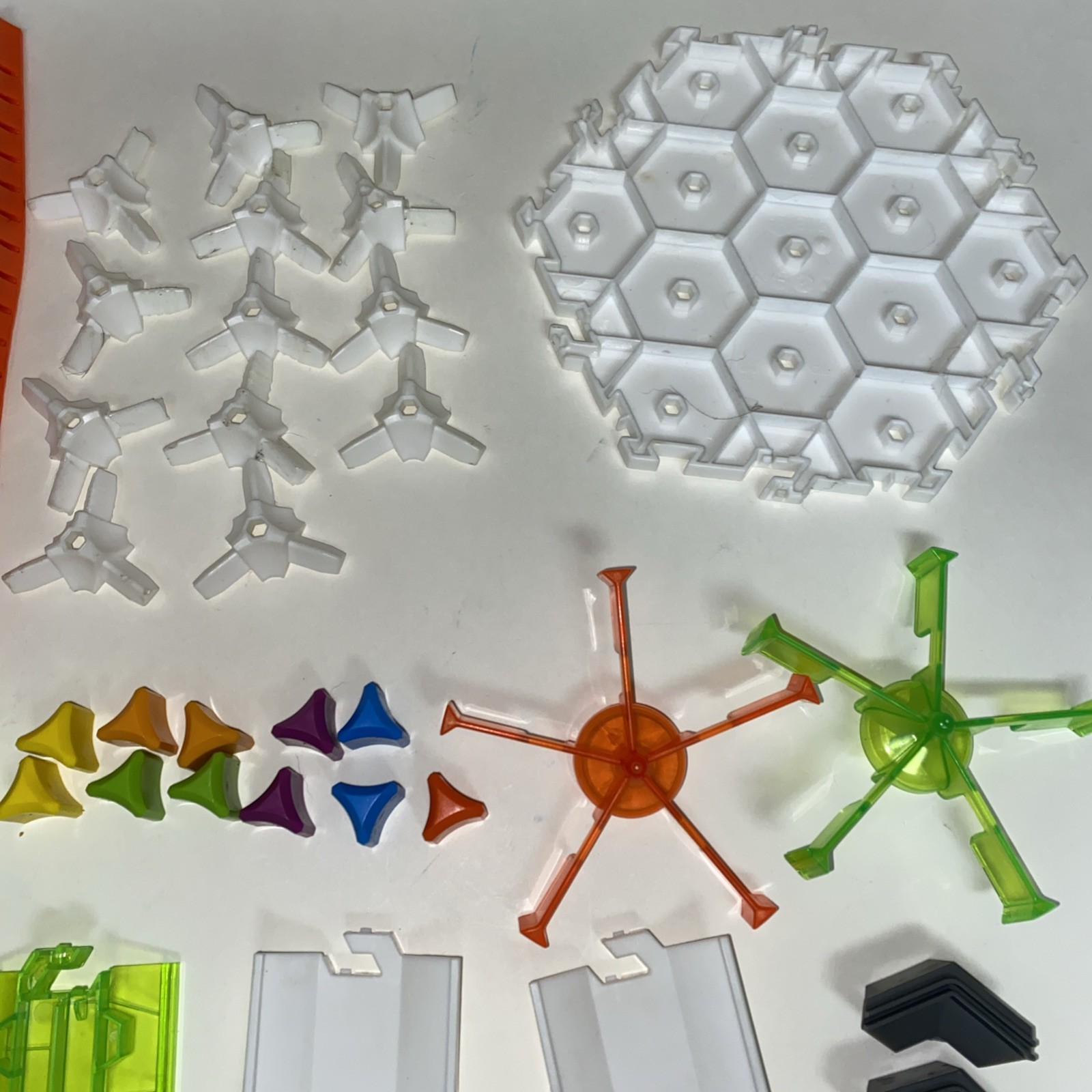 HEXBUG Flash Nano Battle Zone Playground Replacement Pieces Lot of 53 & 2 Bugs