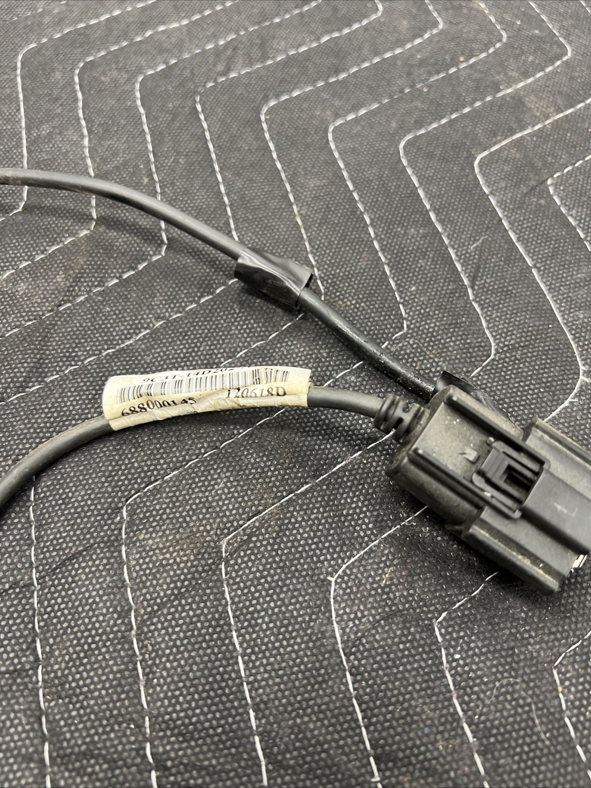 11-16 Ford F250 F350 Sync Usb Cable Audio Connector OEM 9C3T-14D202-Ad