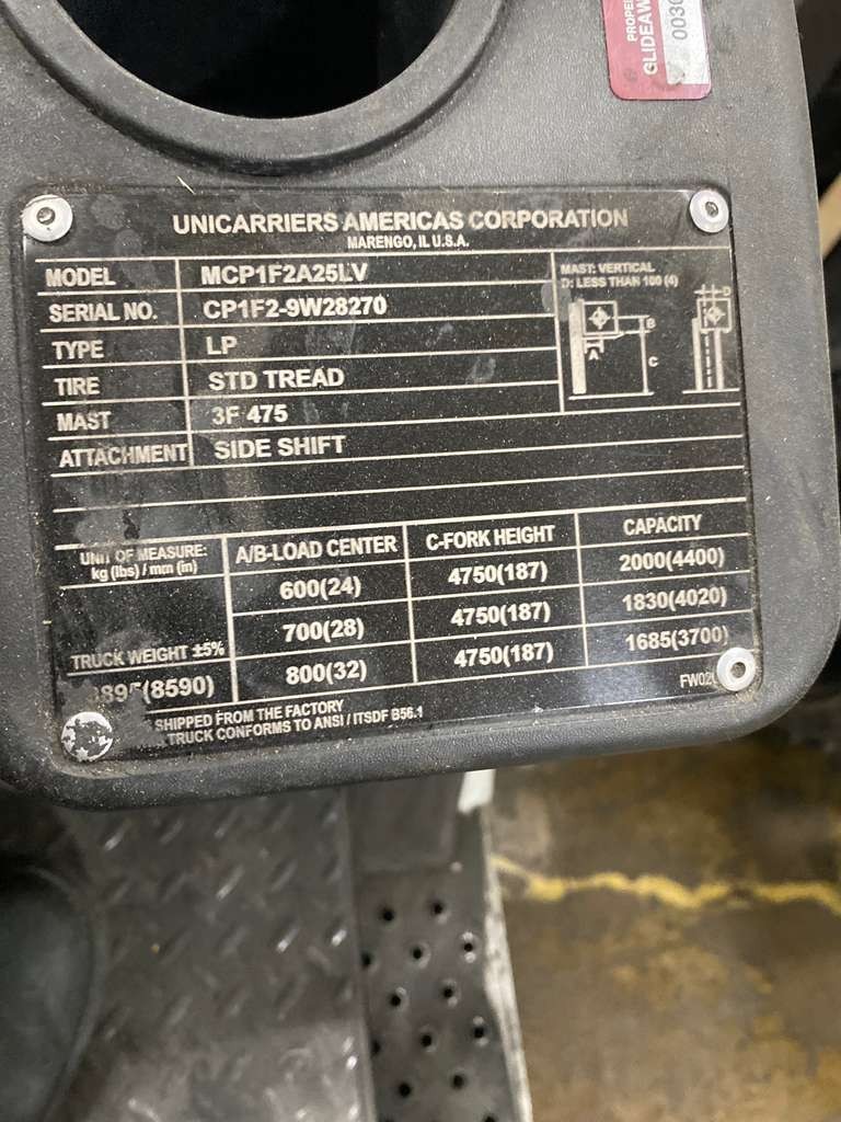 UniCarriers MCP1F2A25LV LP Forklift 4,400 lb Capacity Side Shift 3F Mast