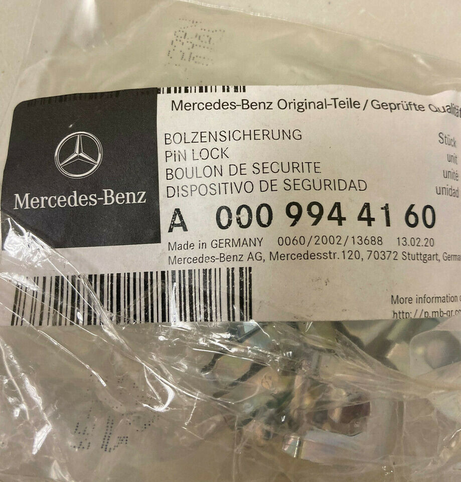 Genuine Mercedes Gear Shift Bushing AND Linkage Clip for Transmission Set