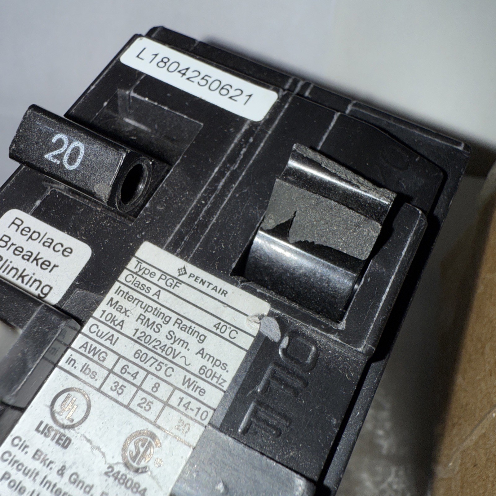 NEW Pentair / Siemens Circuit Breaker PA220GF QF220 - HAS CHIPS SEE PHOTOS