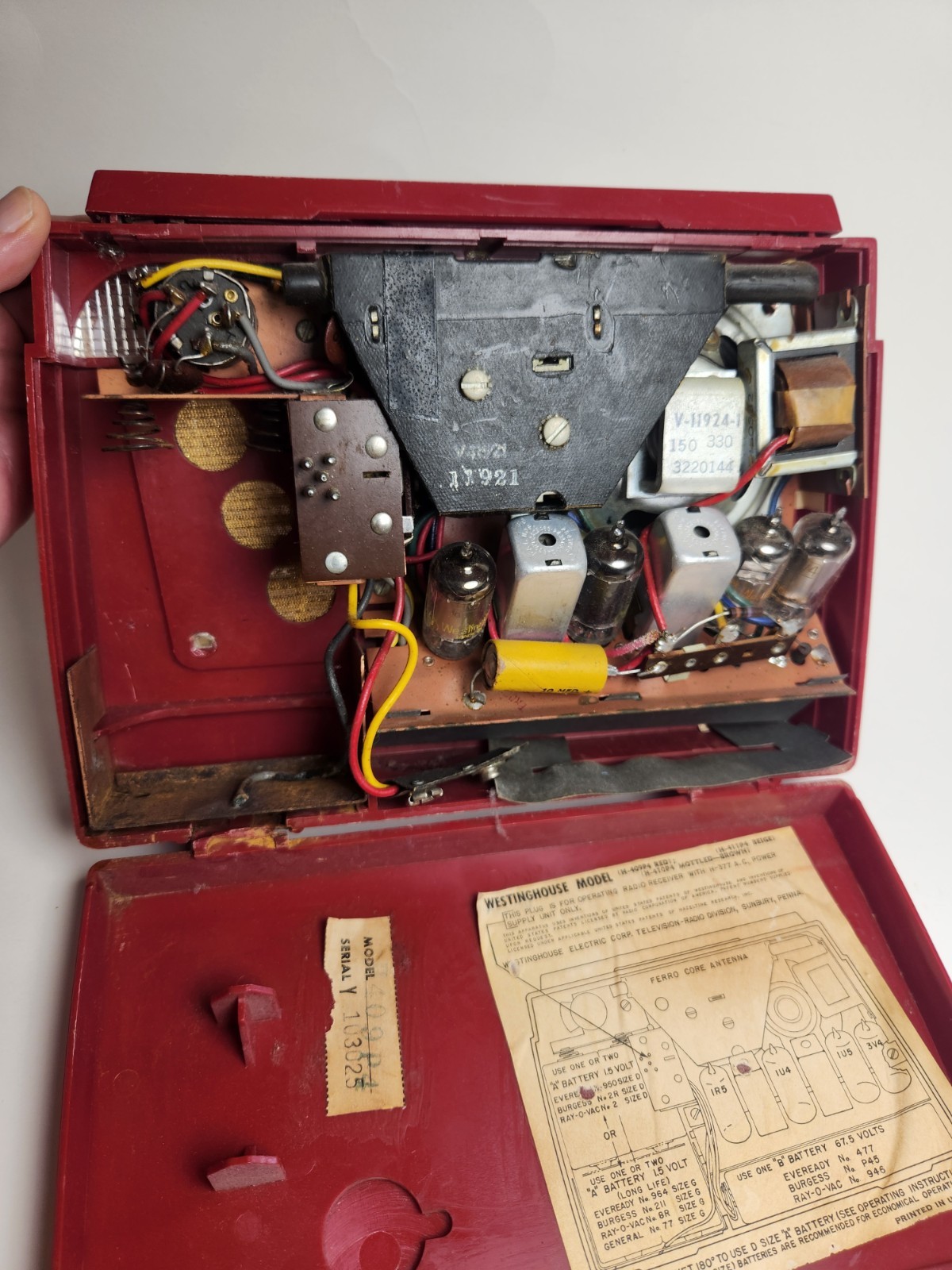 Vintage Westinghouse H409P4 Red Portable Tube Radio Mid Century Atomic Retro