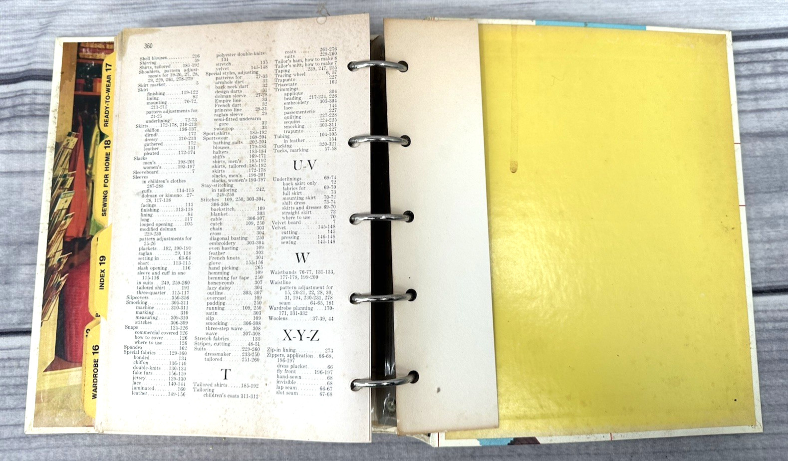 VINTAGE 1970 BETTER HOMES AND GARDENS SEWING BOOK