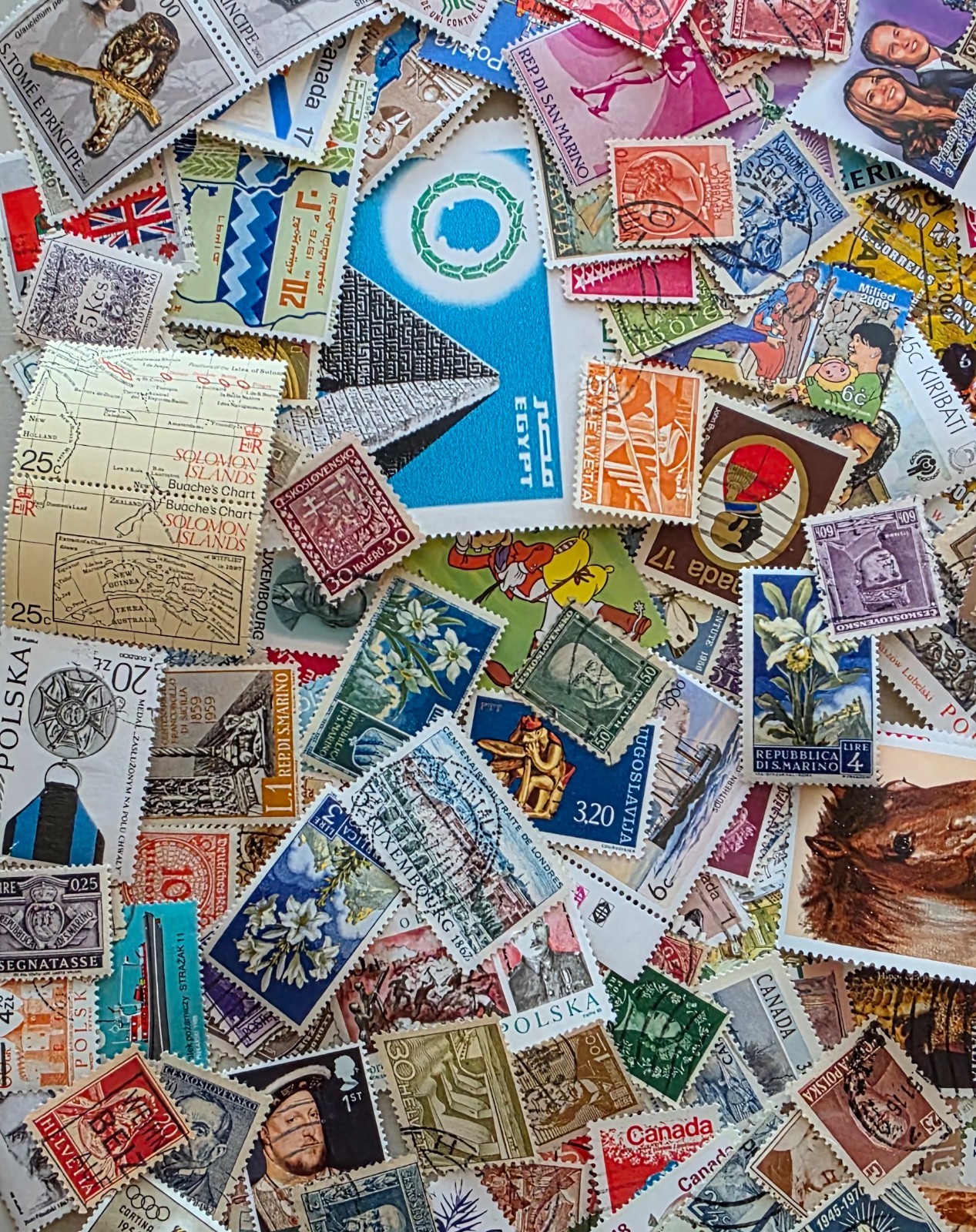 Worldwide Stamp Collection Lot (1000) - Mixed Vintage - Used Off Paper and MNH
