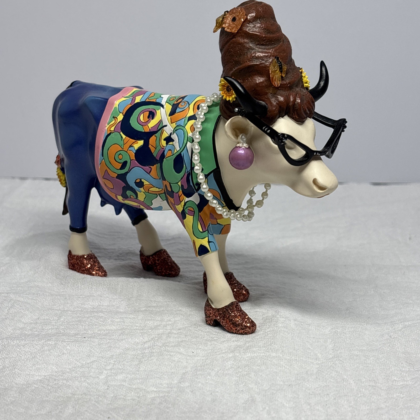 Cow Parade Beehive Bovine 2002 Retired VINTAGE-READ DESCRIPTION