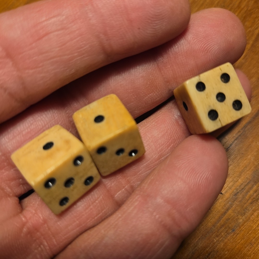 1765 Stamp Act taxed cattle bovine dice with black pips 3 Dice Vintage Hand Cut