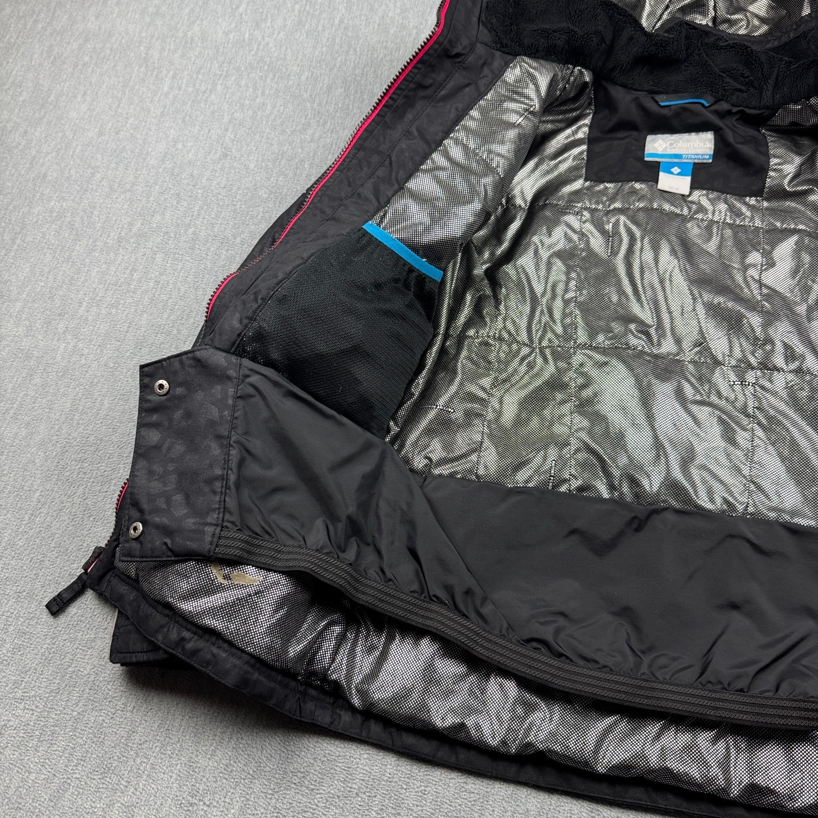 Columbia Jacket Youth Girls 14/16 Black Omni-Tech Titanium Hooded Full Zip Kids