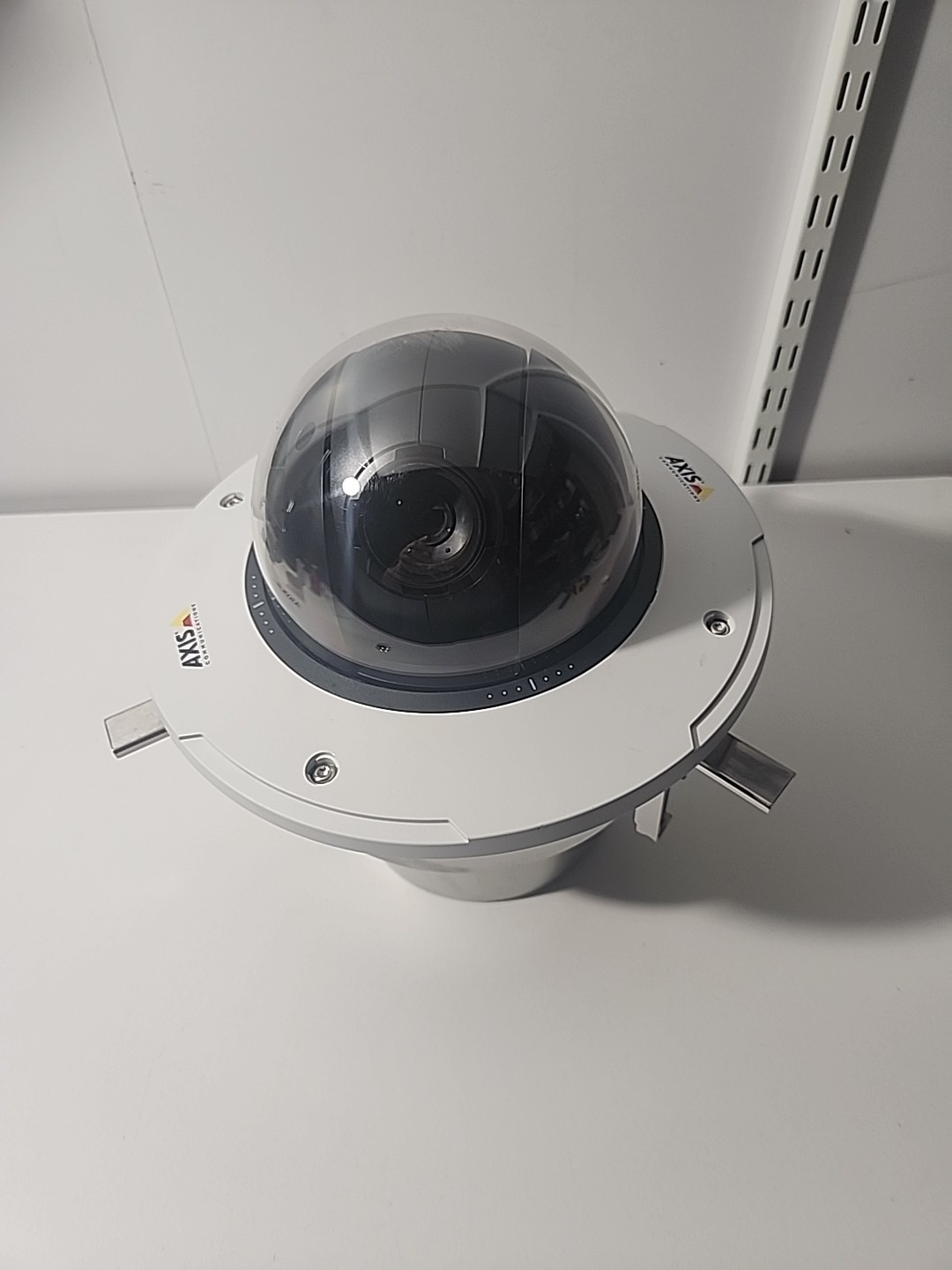 AXIS P5635-E 60 HZ 360 Degree PTZ Indoor/Outdoor Survelliance Camera Dome