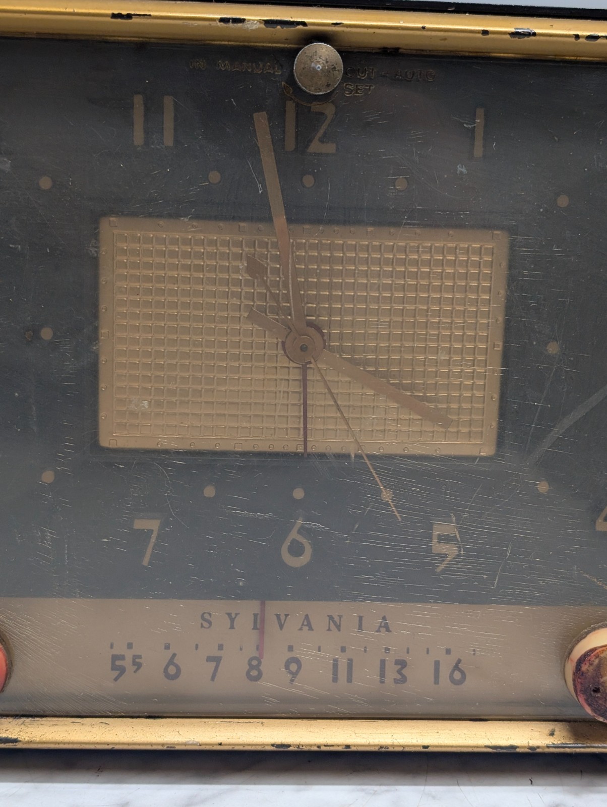 Sylvania Model 541B AM Tube Clock Radio Black Mid Century Modern Design