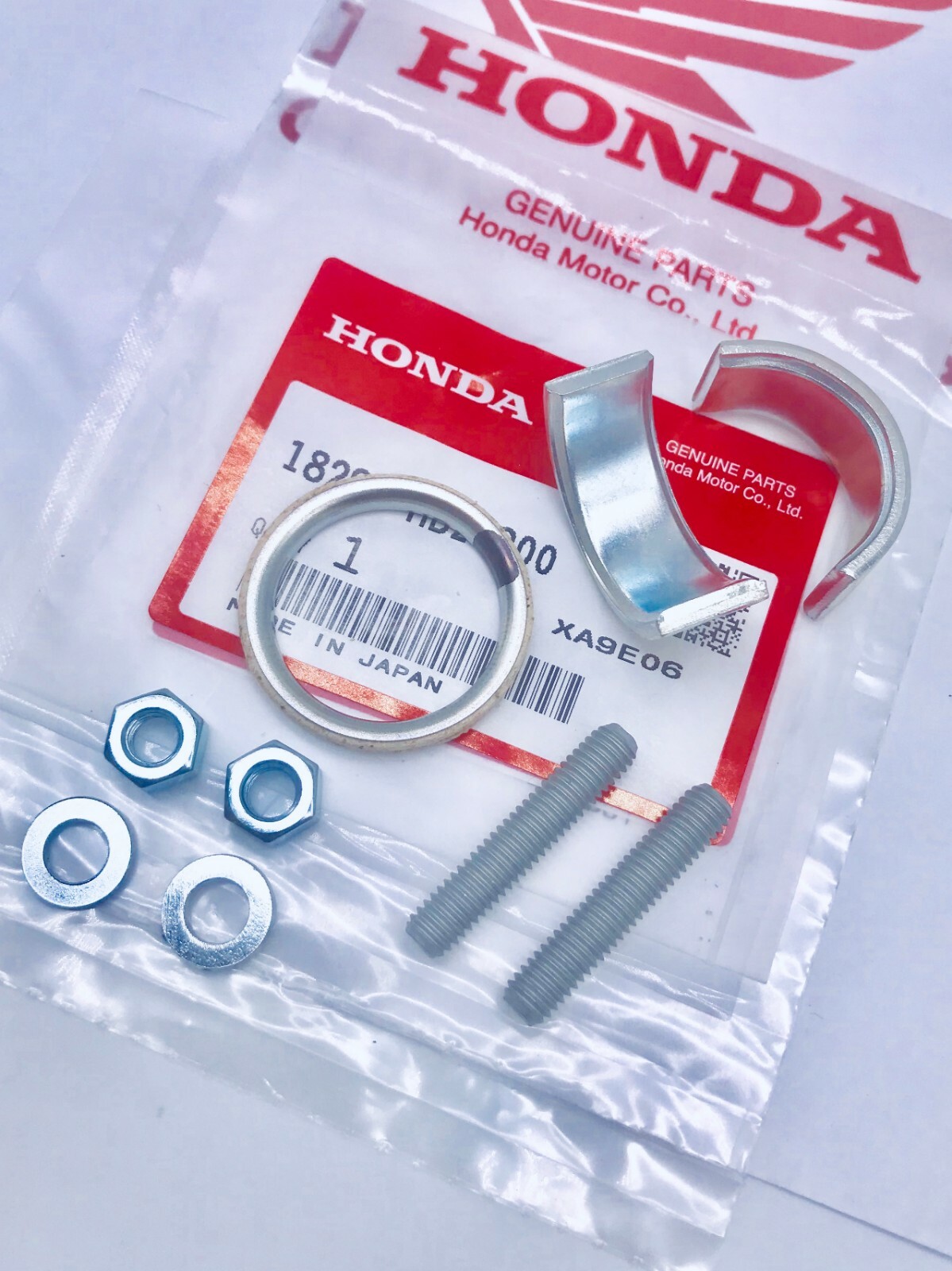 OEM HONDA CT70 CT70H MUFFLER EXHAUST PIPE MOUNT EXHAUST GASKET & EXHAUST STUDS
