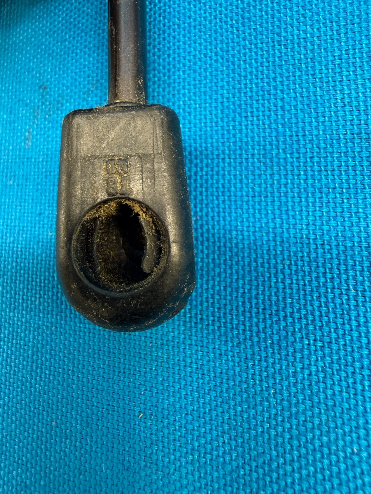 Set of 2 - Stabilus 7674QT Master-Lift High Pressure Liftgate Strut ML14-10