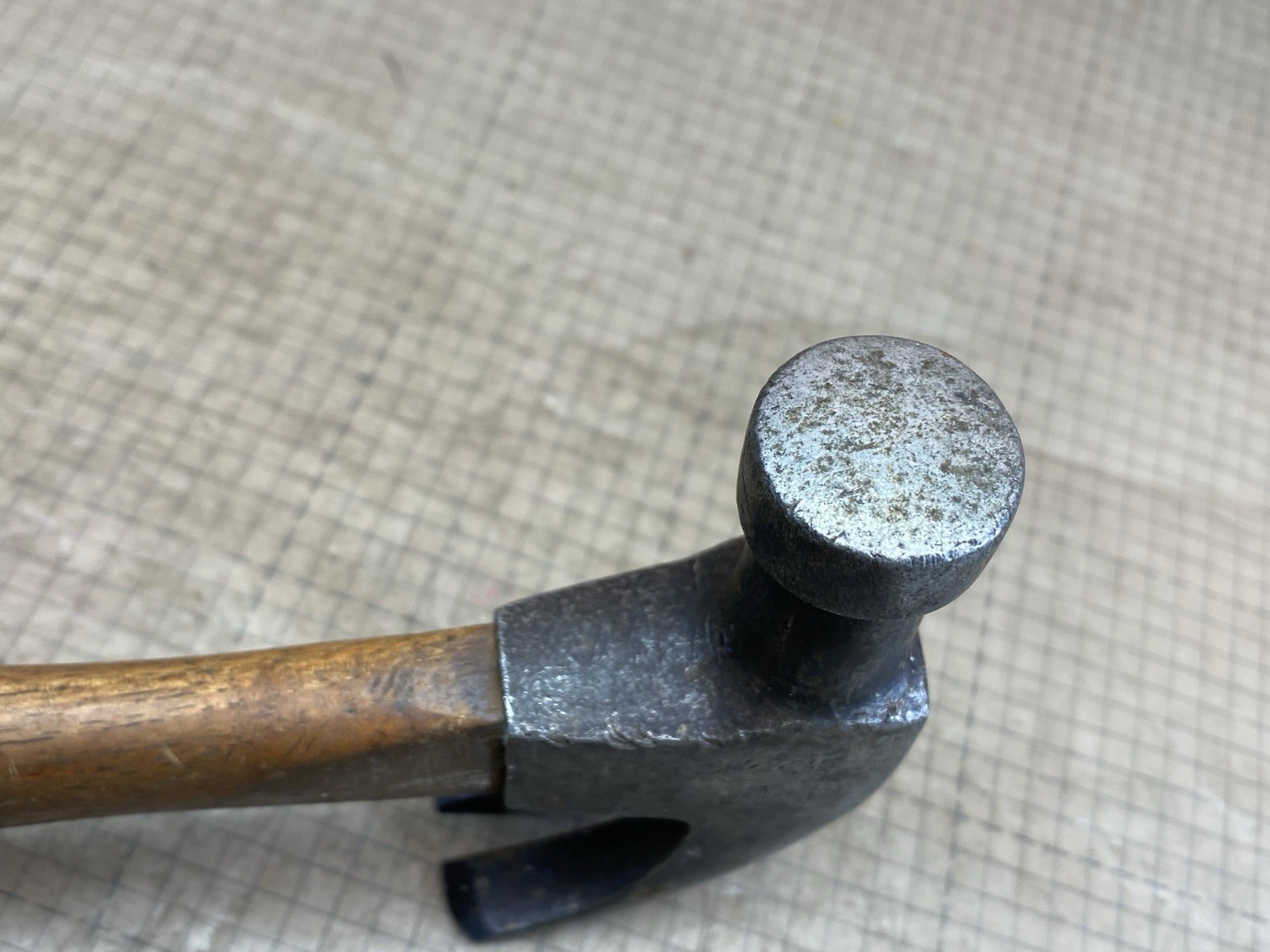 Vintage Winchester Claw Hammer 16 oz. ROY CLARK Gunsmith Woodworking Old Tool