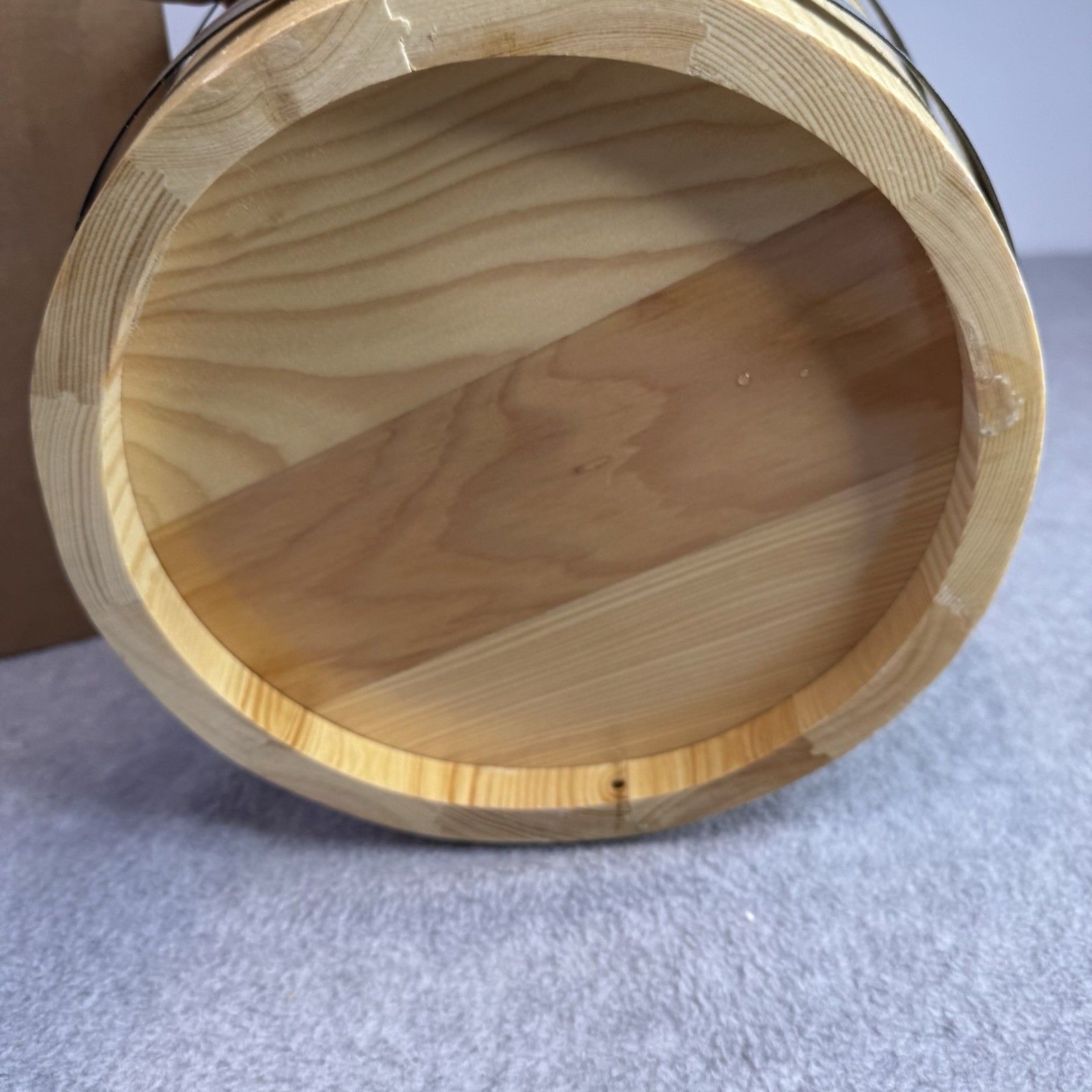 Wooden Sauna Bucket w Ladle And Sand Timer 1.3 Gal Pine Spa Steam Room Set