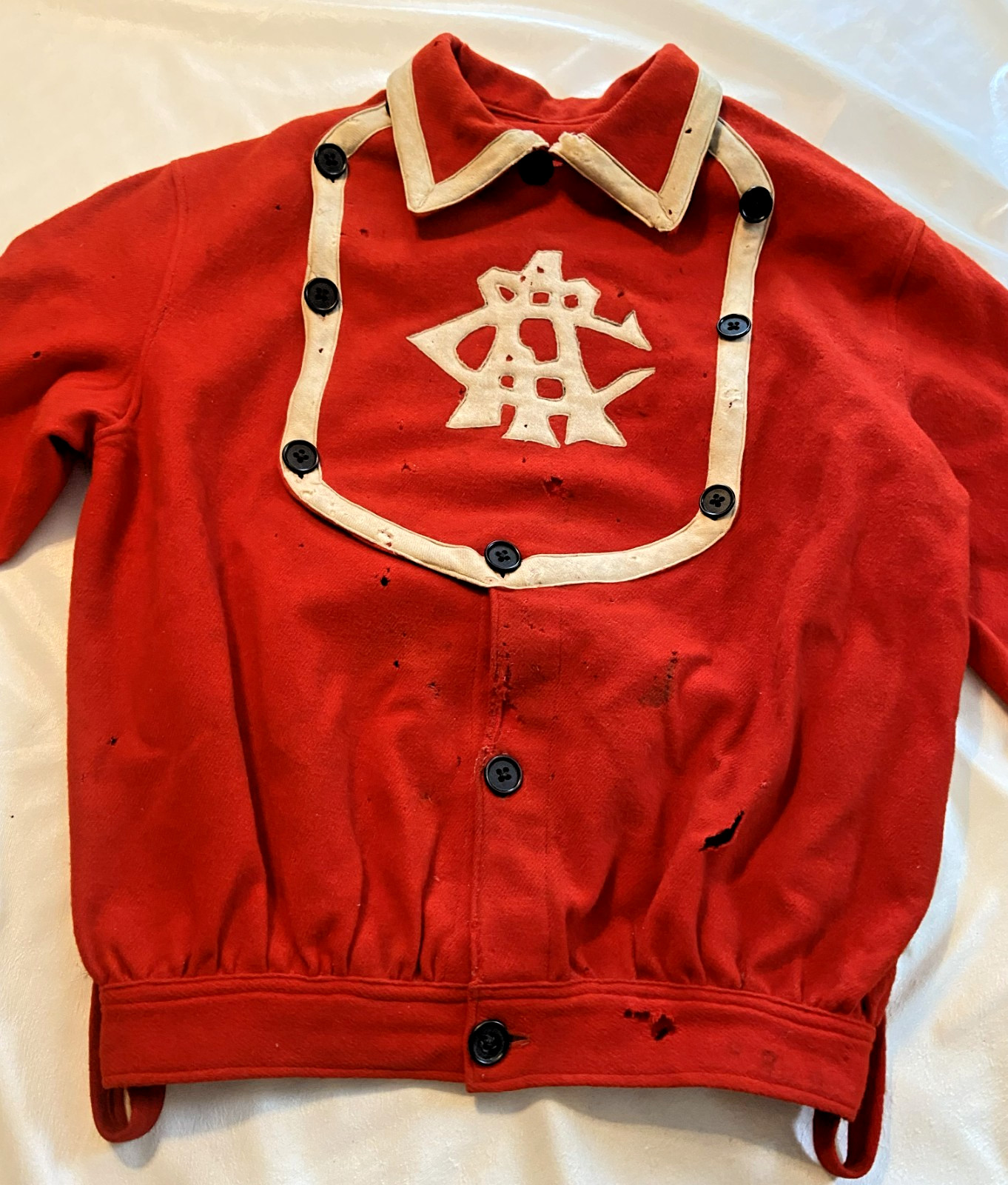 RARE FIND! 1880'S HEAVEY RED WOOL BASEBALL BIB TOP OR FIREMAN BIB TOP-CA7 LOGO