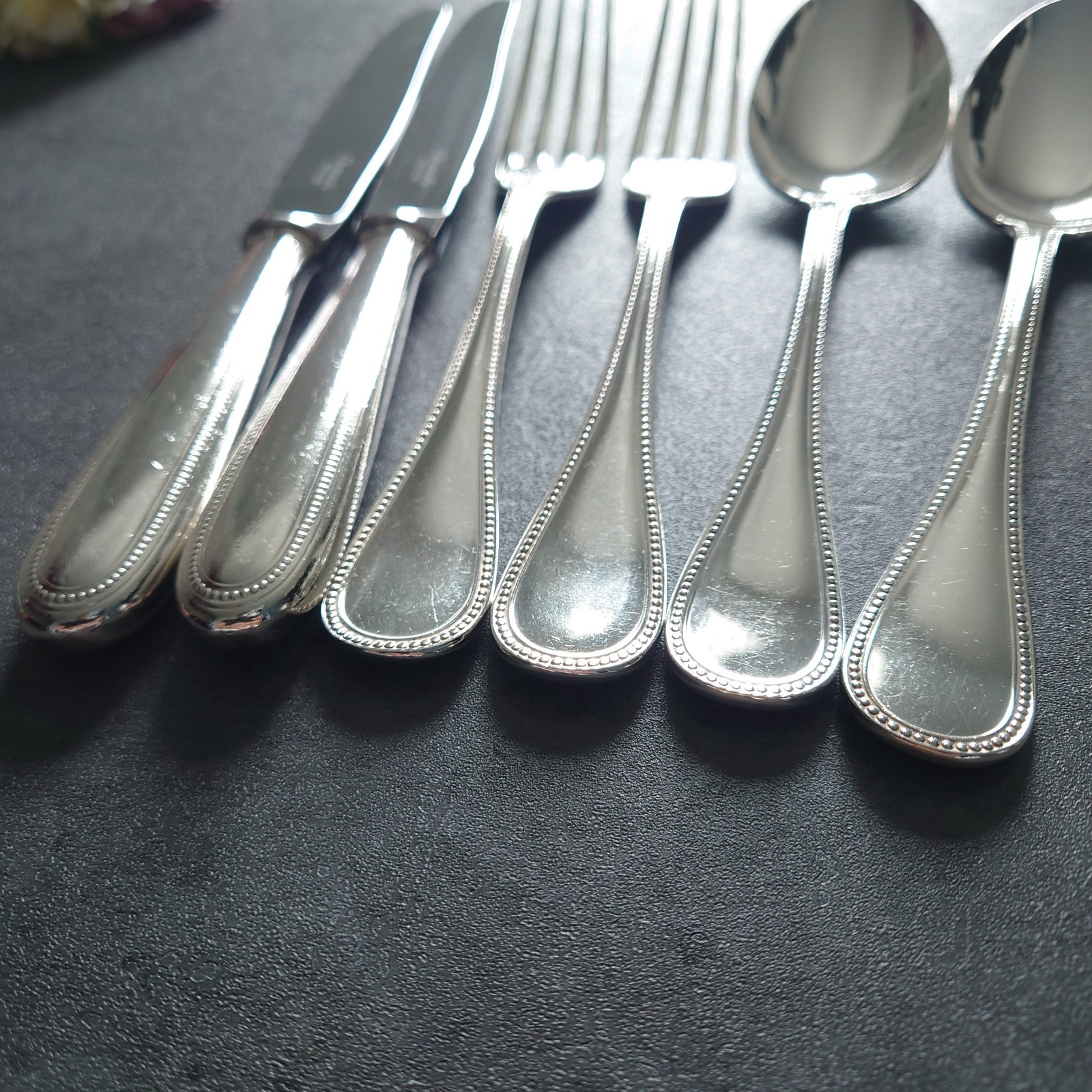 Christofle Perles 10pcs Silverplate Flatware Standard Knife Fork Spoon Very Good