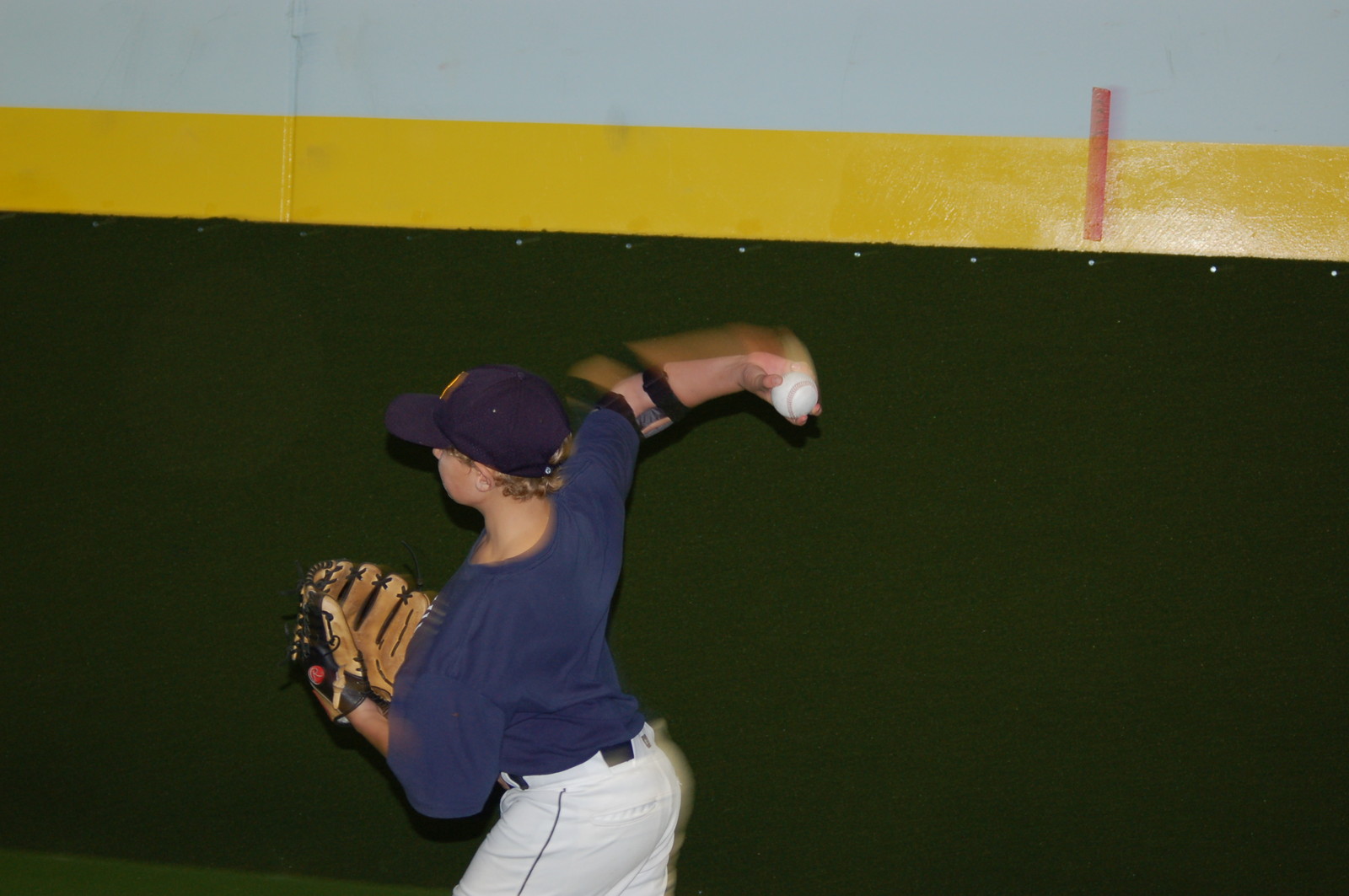 ThrowMAX Baseball & SoftBall throwing, pitching, training aid.