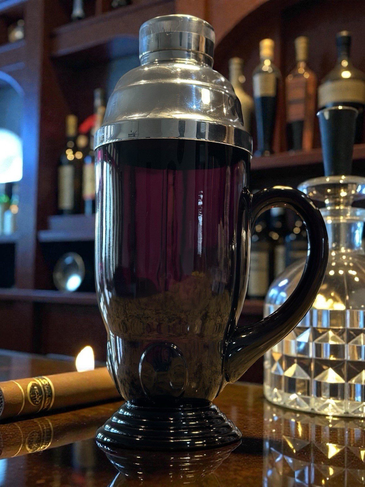 New Martinsville Moondrops Black Amethyst Glass Art Deco Cocktail Shaker Pitcher