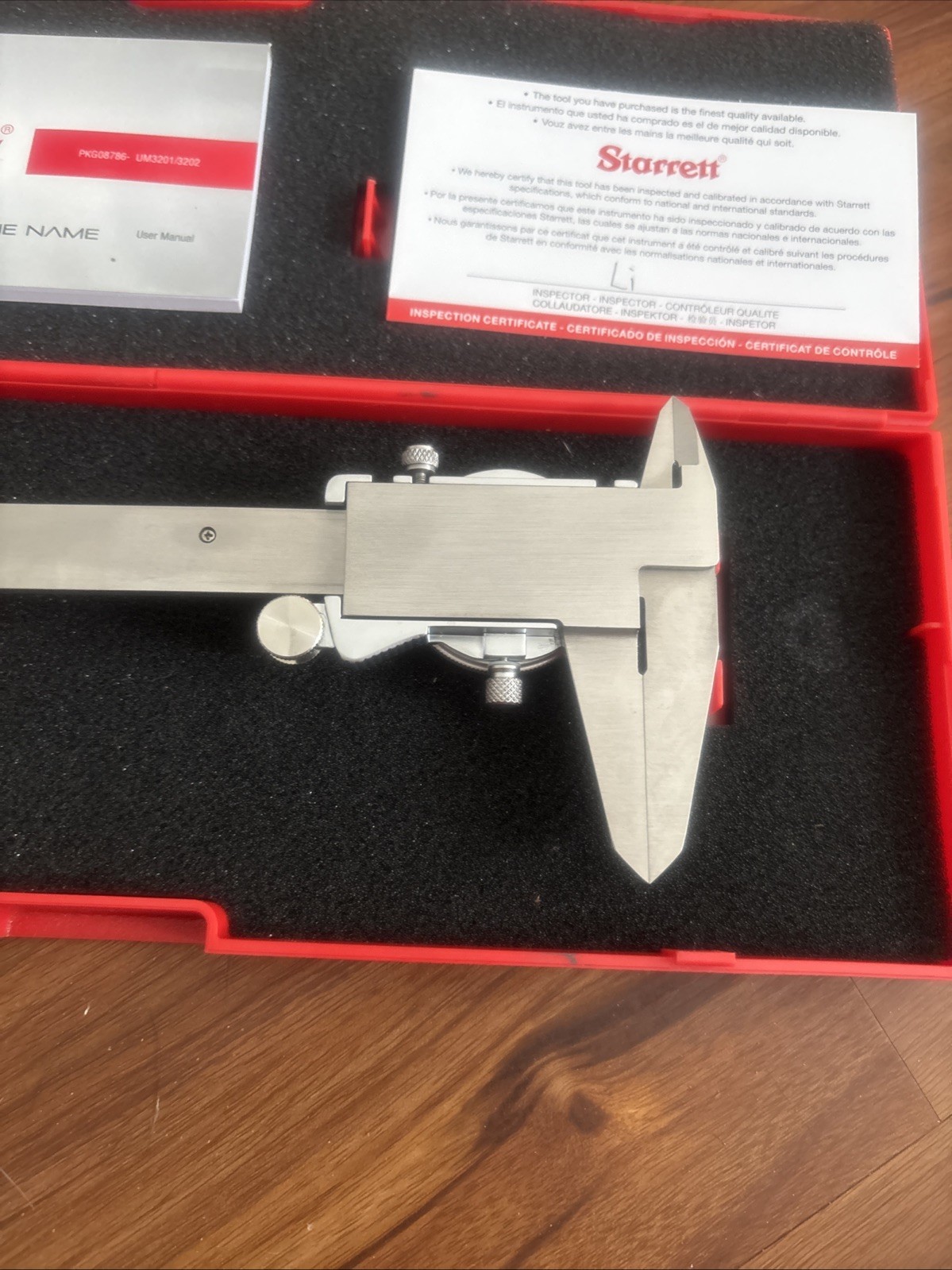 NEW Starret 0-8" Dial Calipers 3202-8