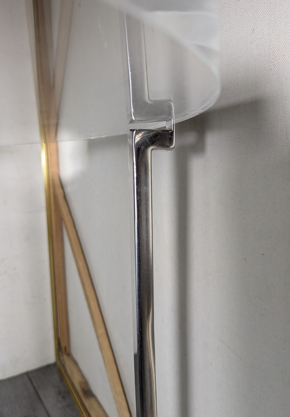 Vintage Mid Century Modern Glam Round Acrylic Lucite Sculptural Metal Table K24