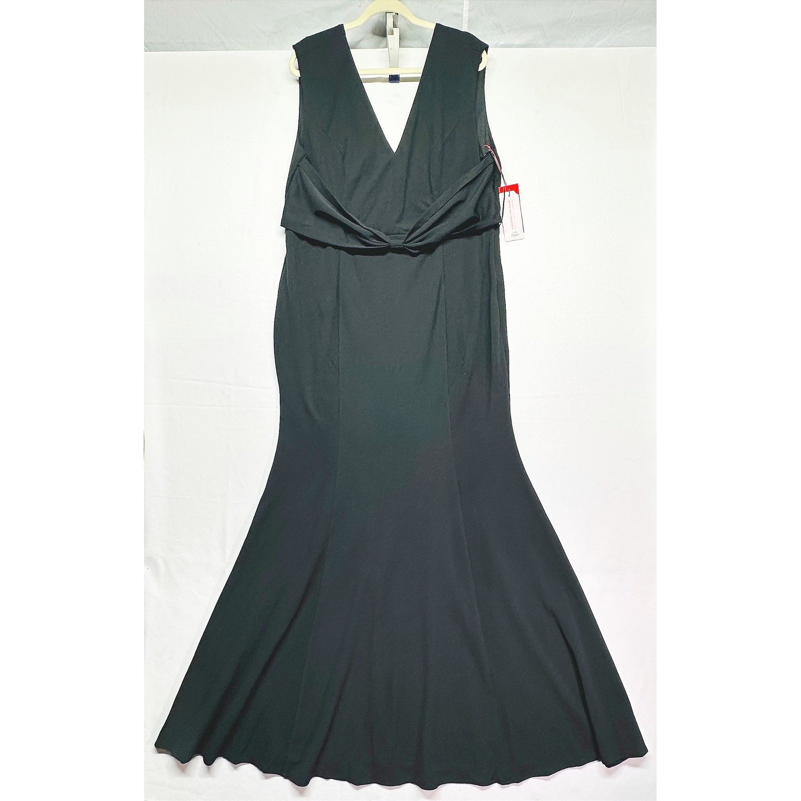 Vow'd Black Cassava V-Neck Bow Accent Side Zip Mermaid Gown Dress Womens 22