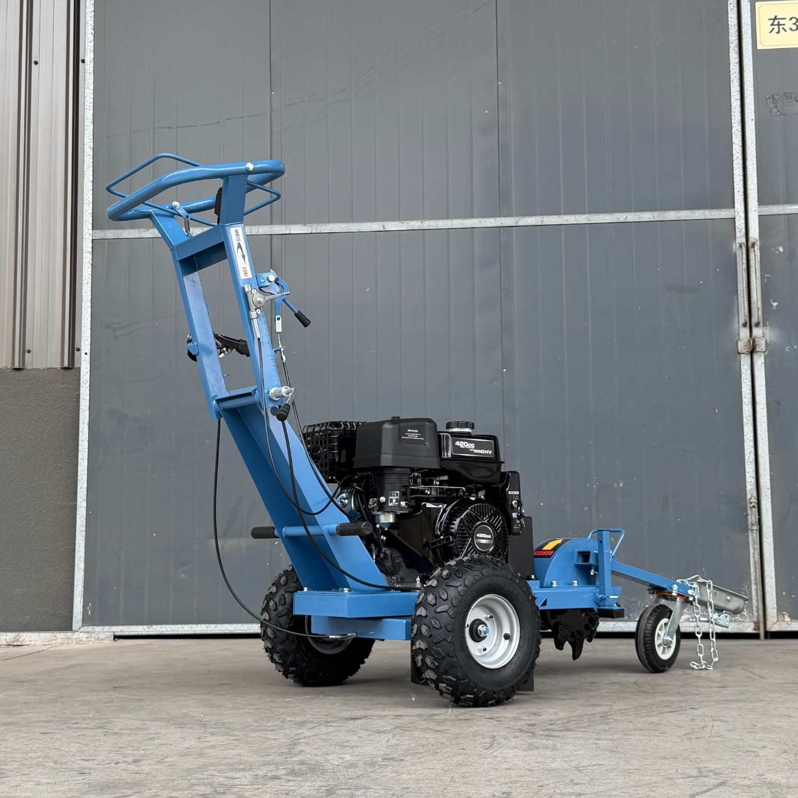 Stump Grinder 15HP 420cc Walk-behind, Electrec Start, 15 Cut Height/10 Cut Depth