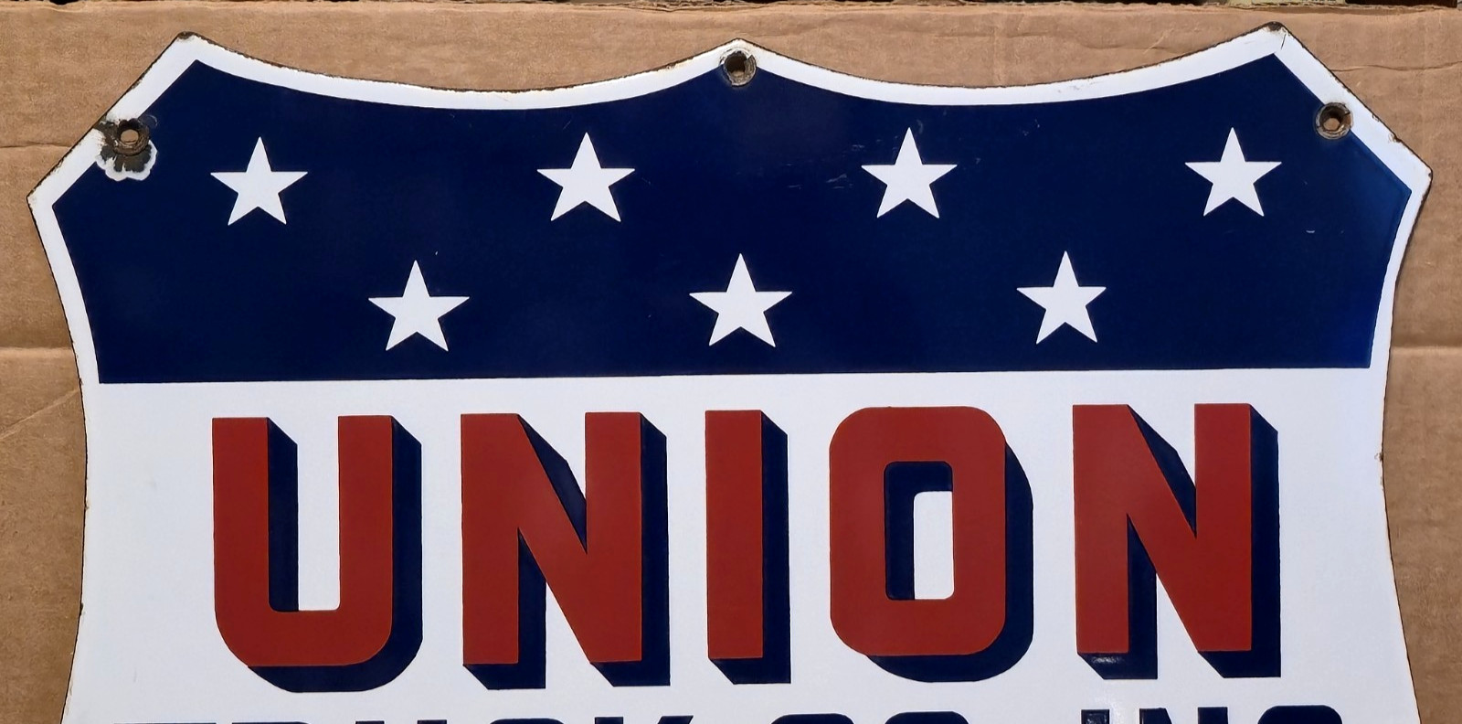 UNION TRUCK CO. VENTURA CALIF Porcelain Shield Sign - RARE!