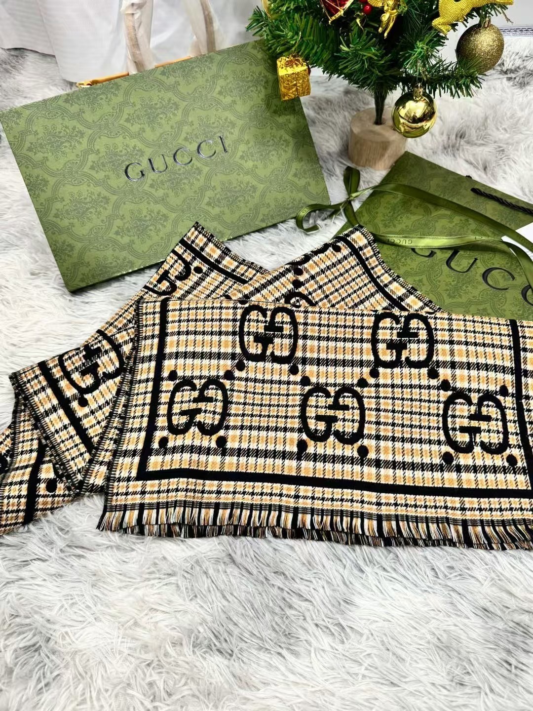 SCARF GUCCI SCARF SHAWL AUTHENTIC 100% CASHMERE BLACK BEIGE CLASSIC LOGO