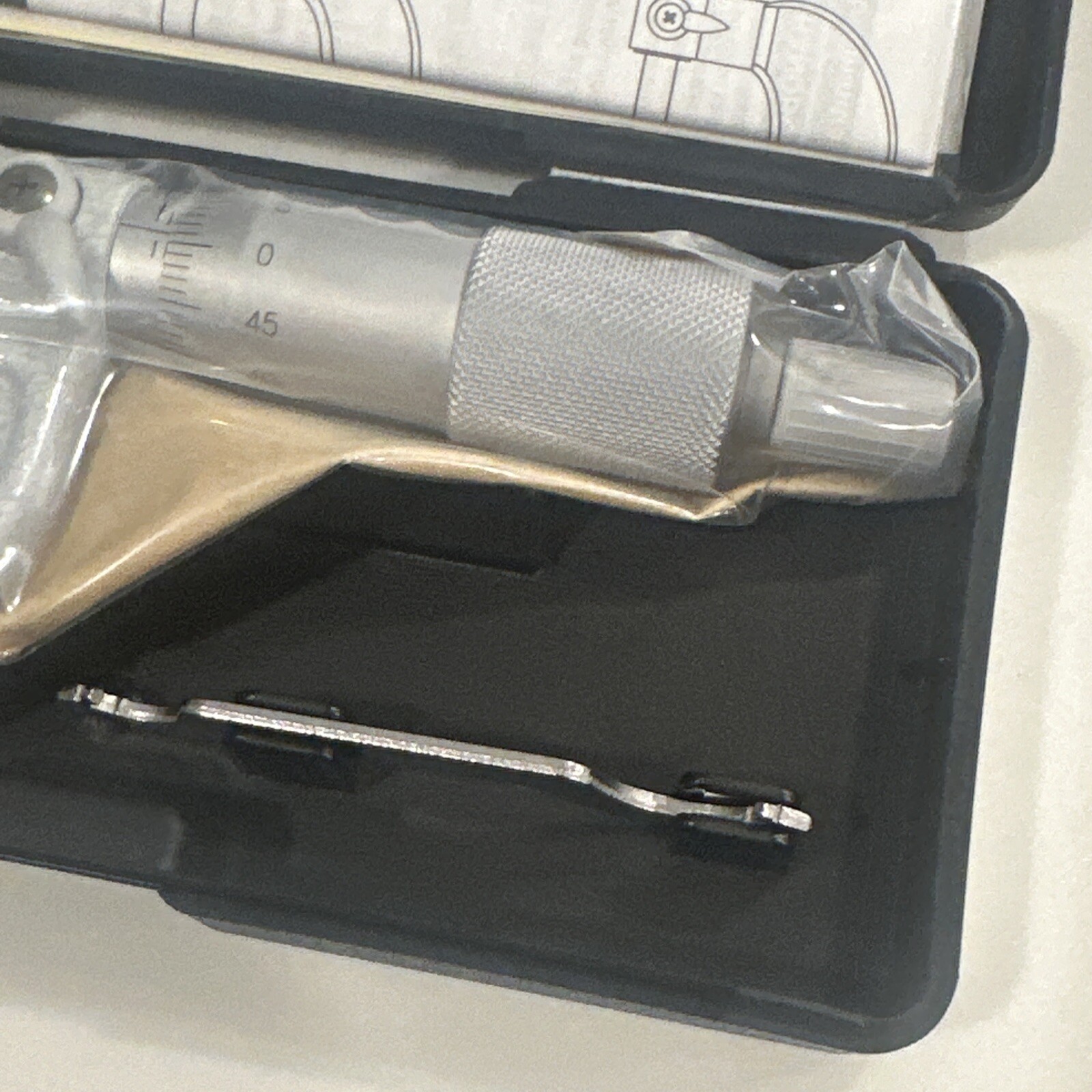 Mitutoyo 103-137 Micrometer, 0mm-25mm Range Baked Enamel Finish Japan New