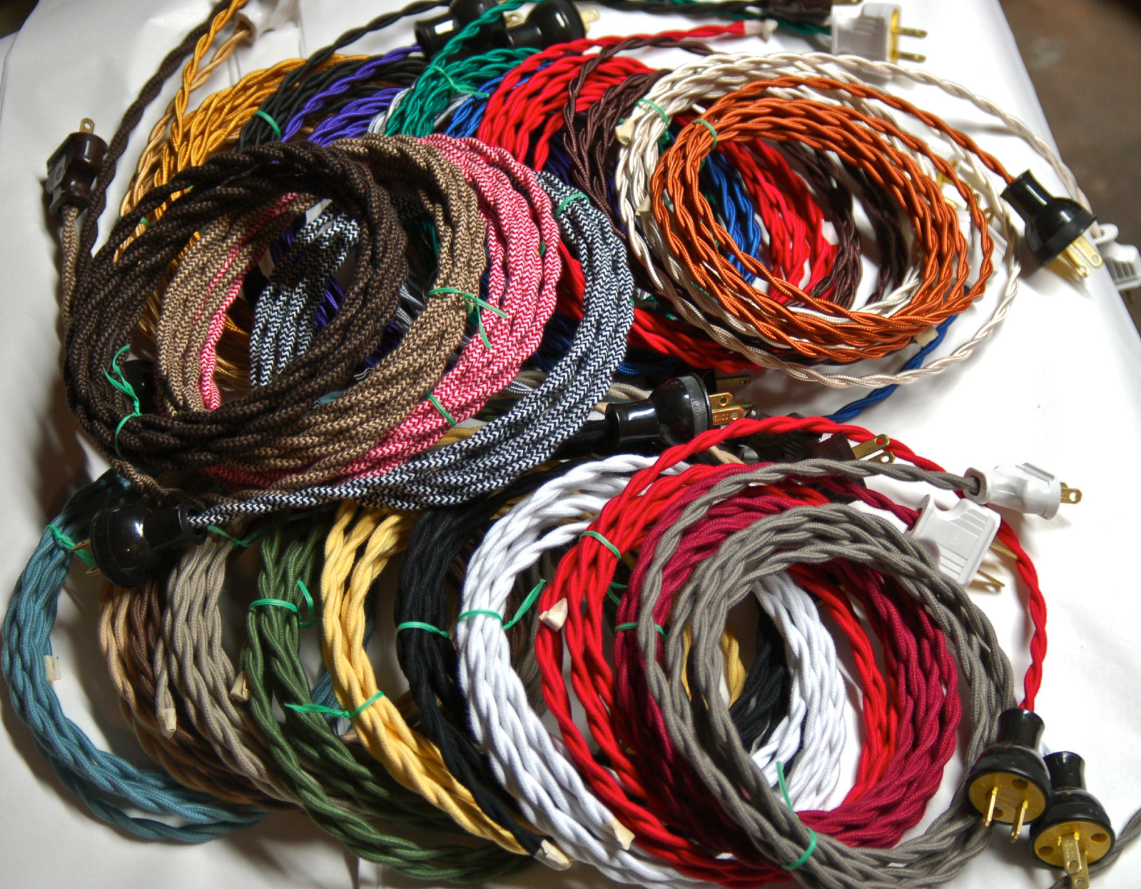 8' Twisted Cloth Covered Wire & Plug, Vintage Light Rewire Kit, Lamp Cord, rayon