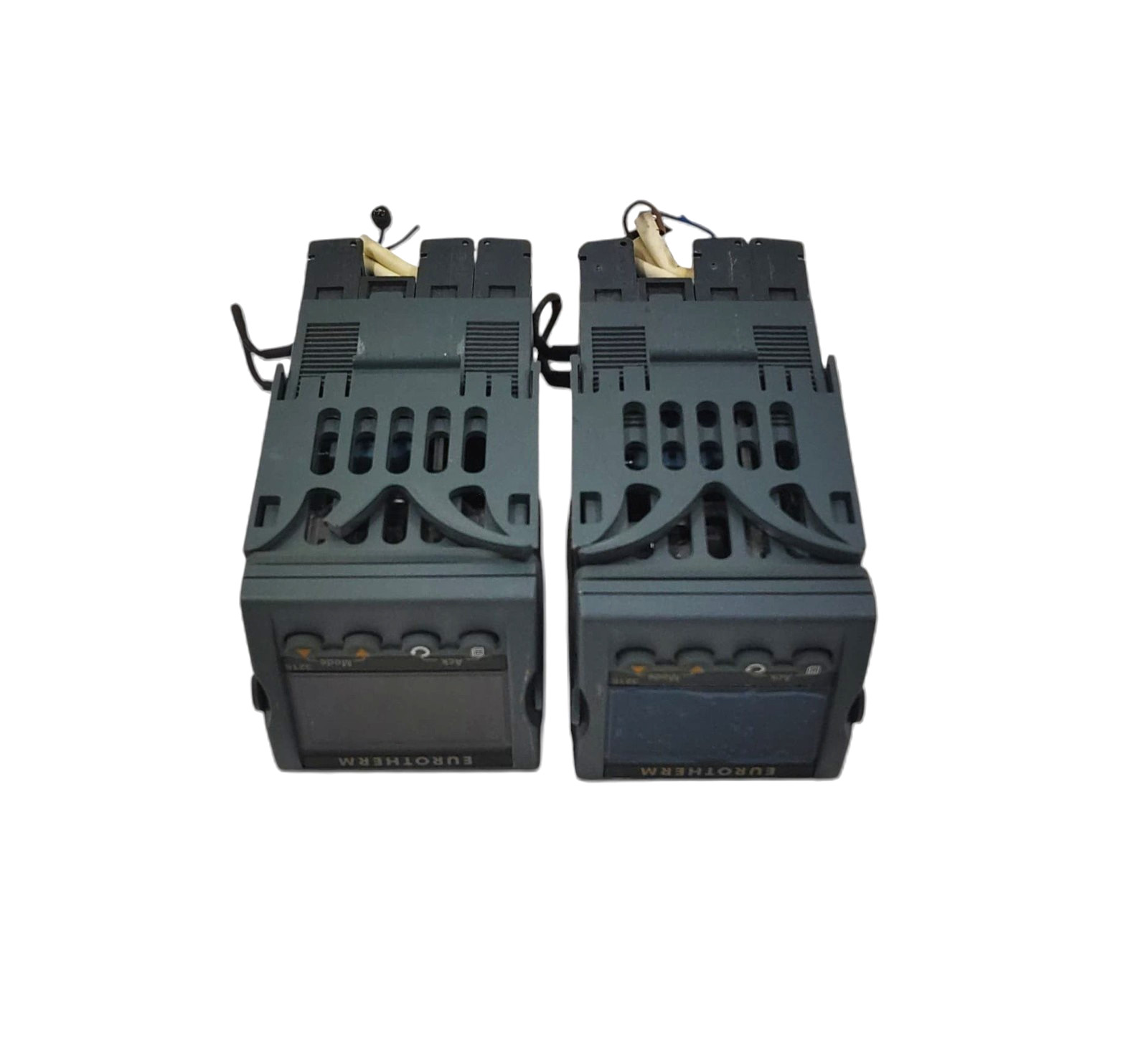 1 PC EUROTHERM 3216/CC/VH/LDXX/R/4CL/G/ENG Temperature Controller