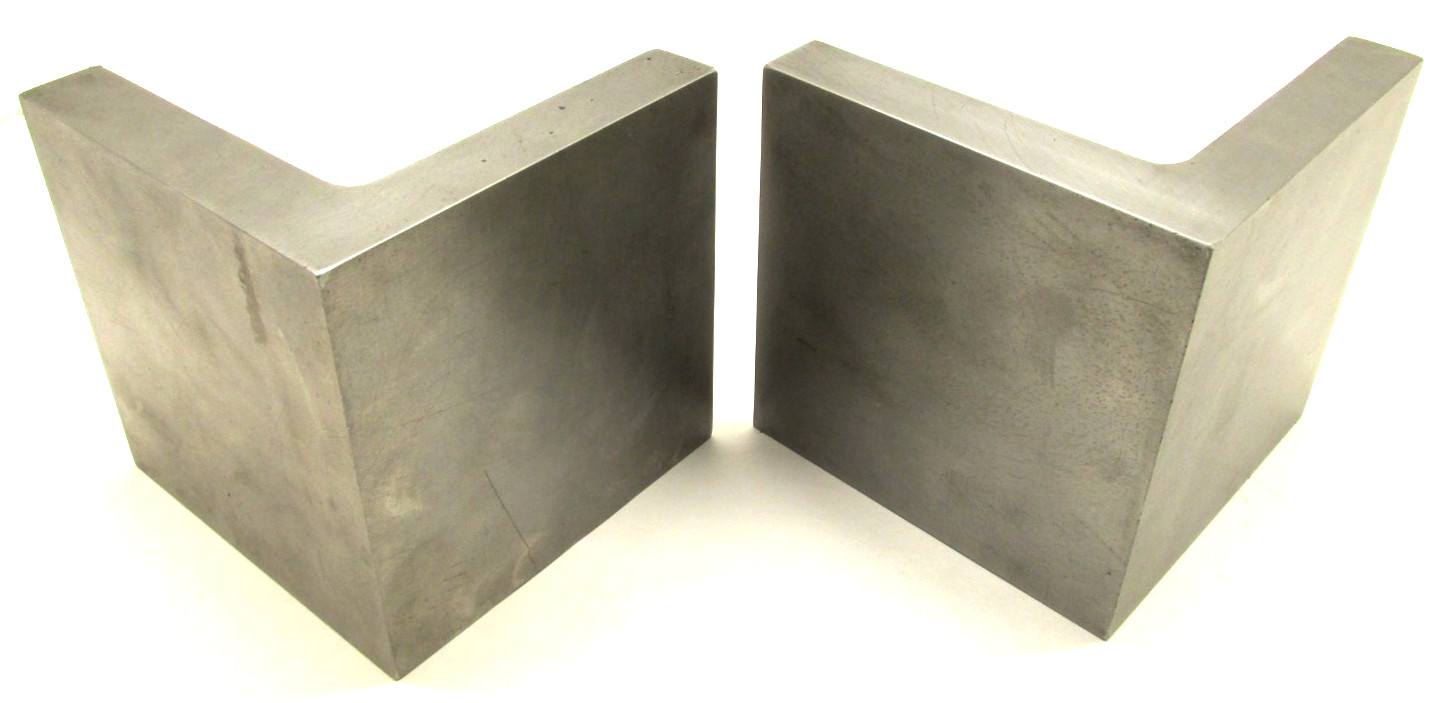 PAIR OF SUBURBAN 4'' x 4'' x 4'' PRECISION GROUND ANGLE PLATES - #PAW-040404-G