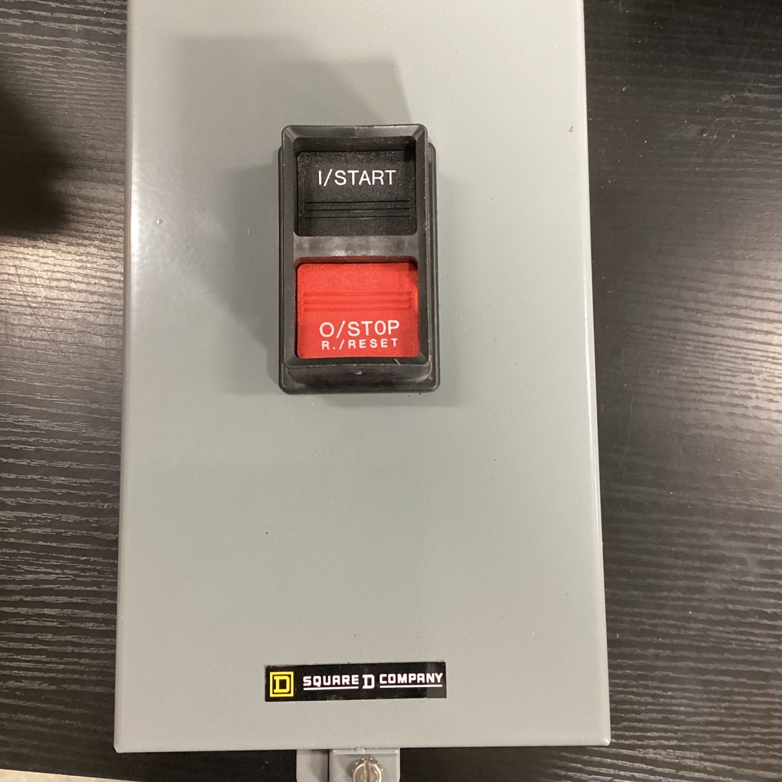 Square D 2510MBA2 AC Manual Starter Series C NEW