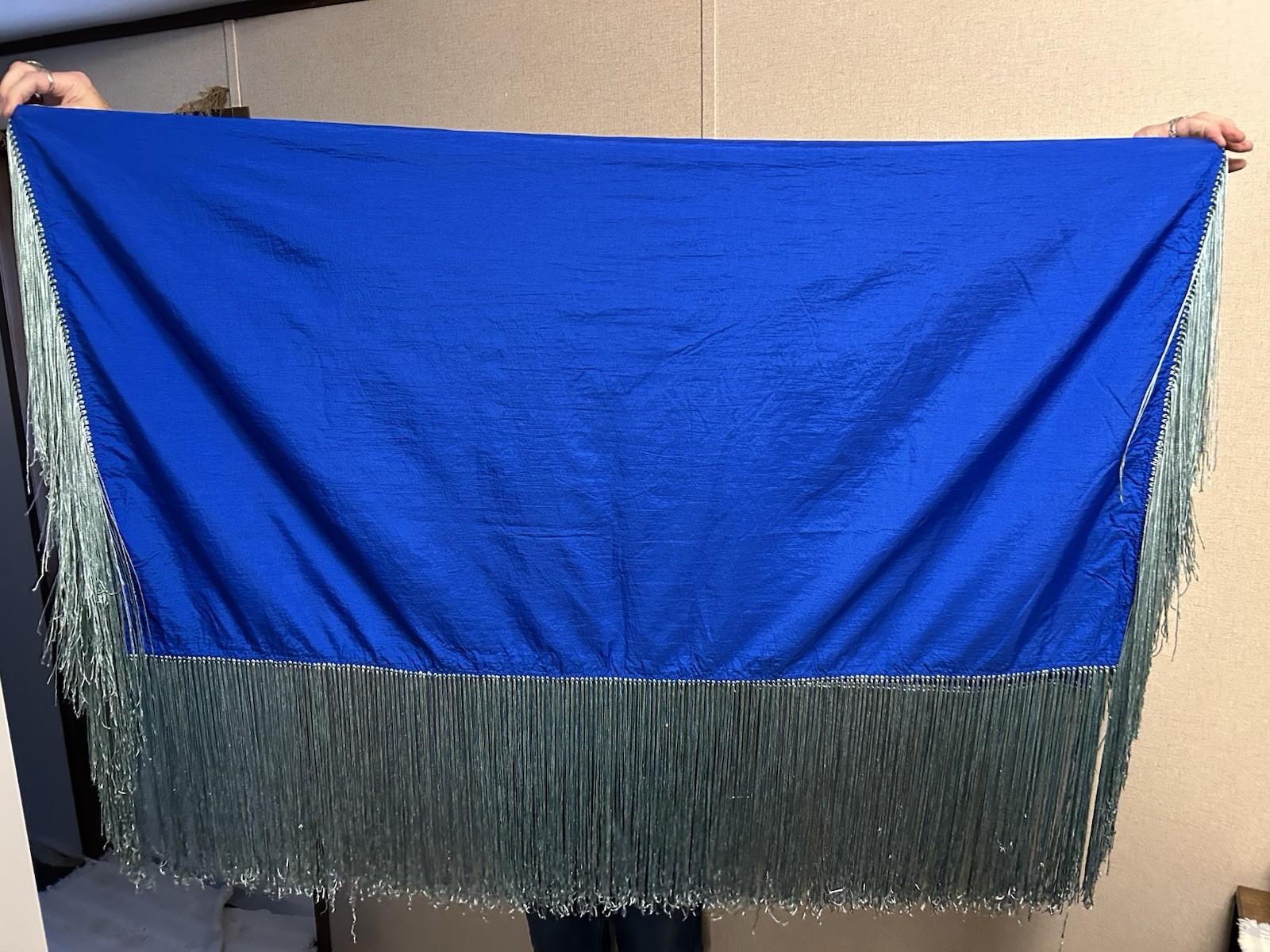 VINTAGE NATIVE AMERICAN REGALIA HAND FRINGED DANCE SHAWL 66 X 76 With Fringe