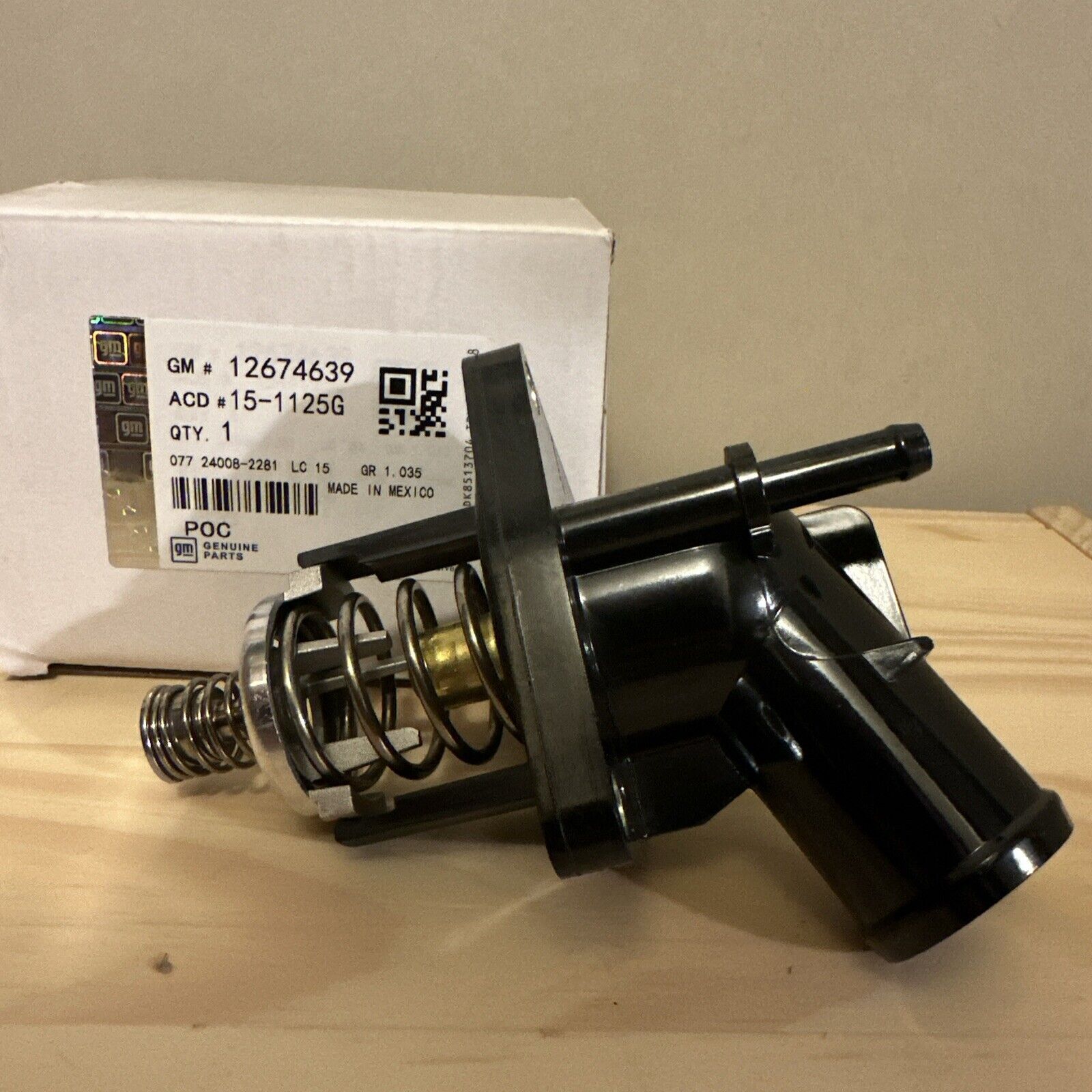 NEW OEM Genuine GM Engine Coolant Thermostat Kit 12674639