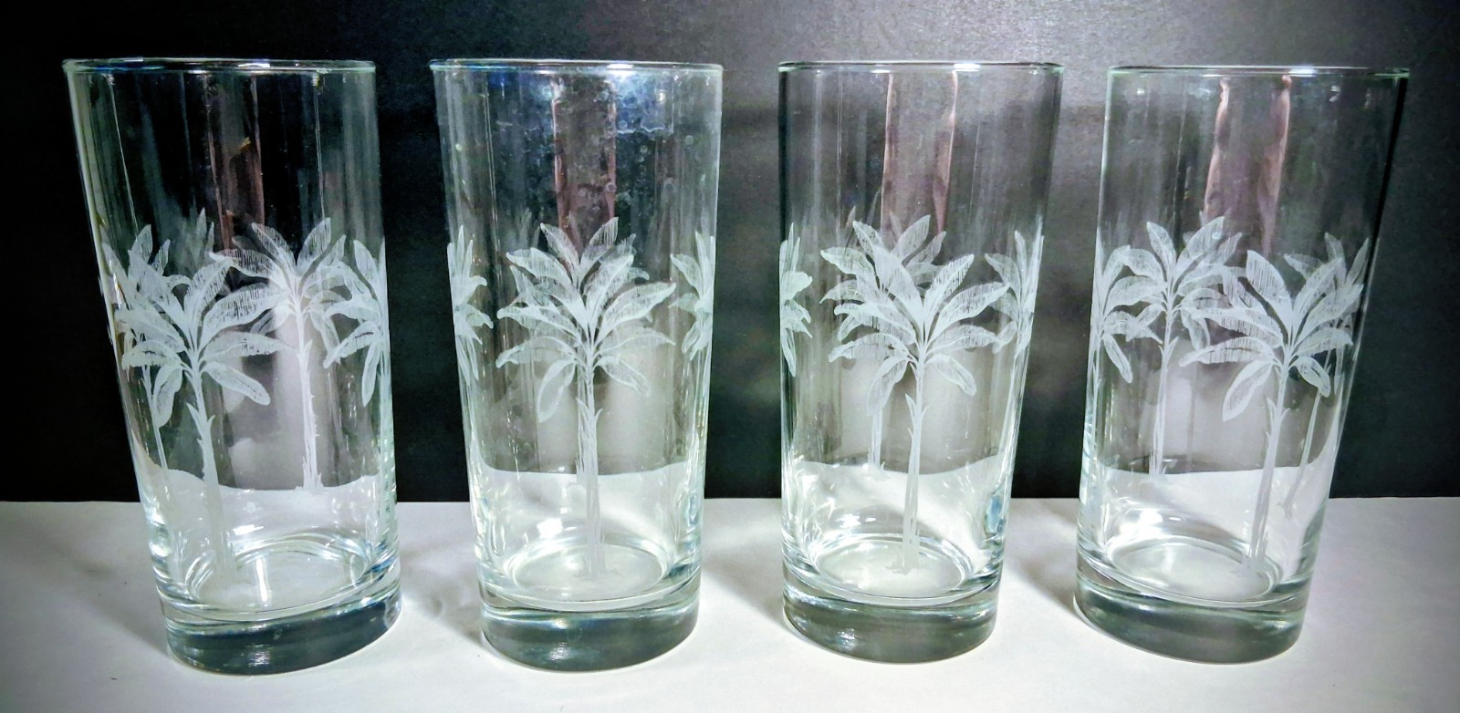 Tropical Beach Theme Glasses Set of 4 Palm Trees Retro 6-1/4" Tall 2 3/4" Dia.
